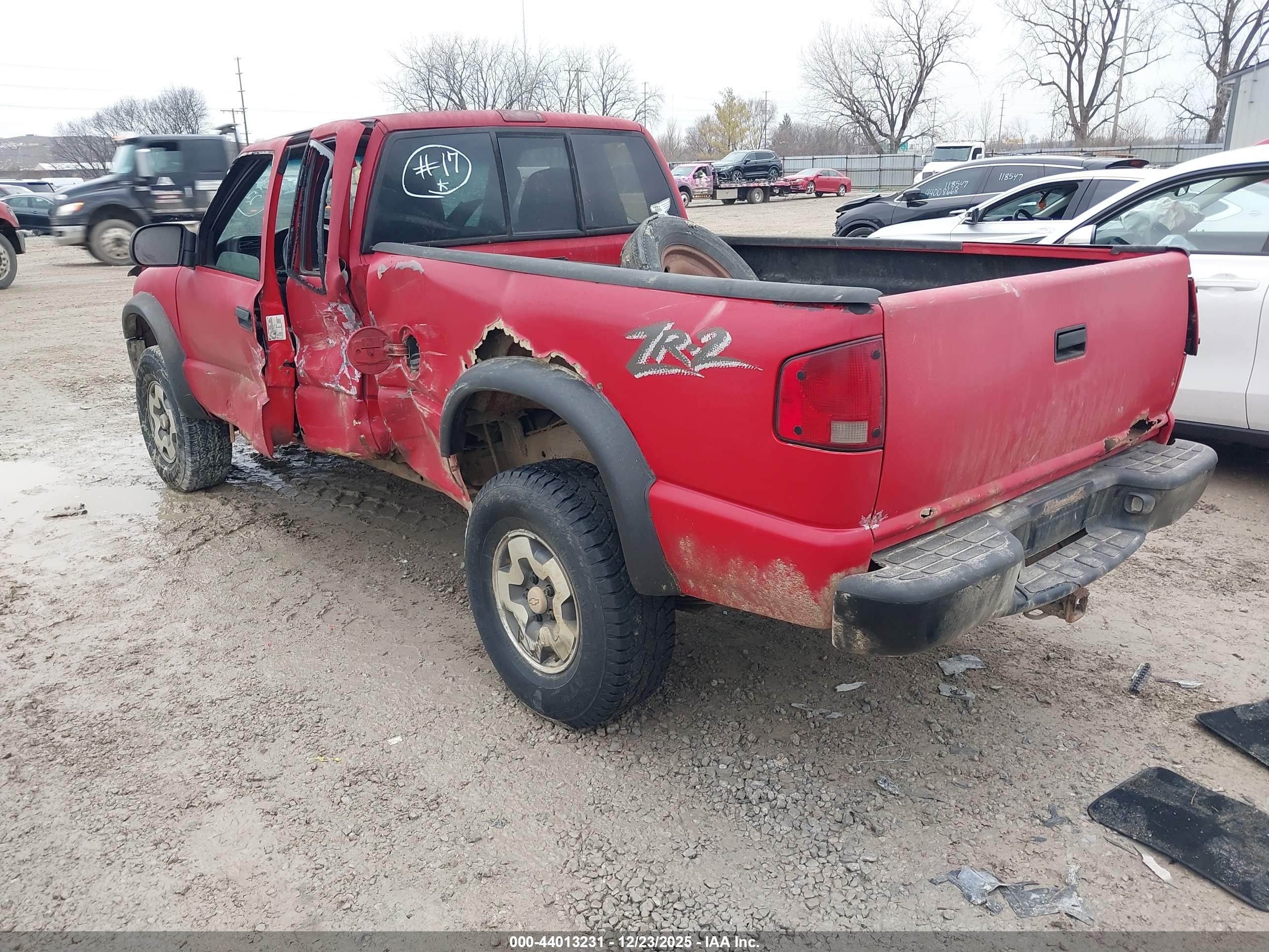CHEVROLET S-10 image 3