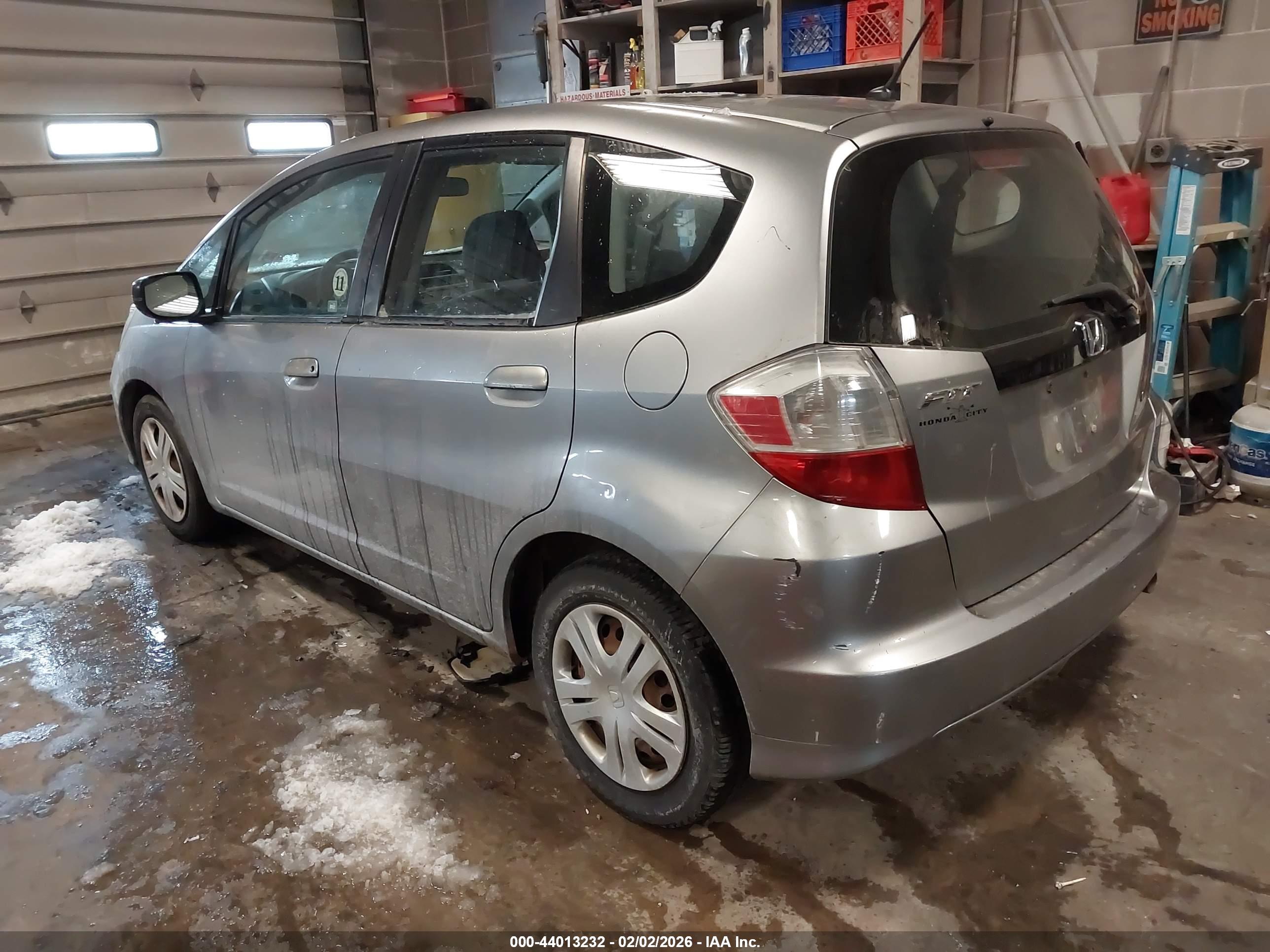 HONDA FIT image 3