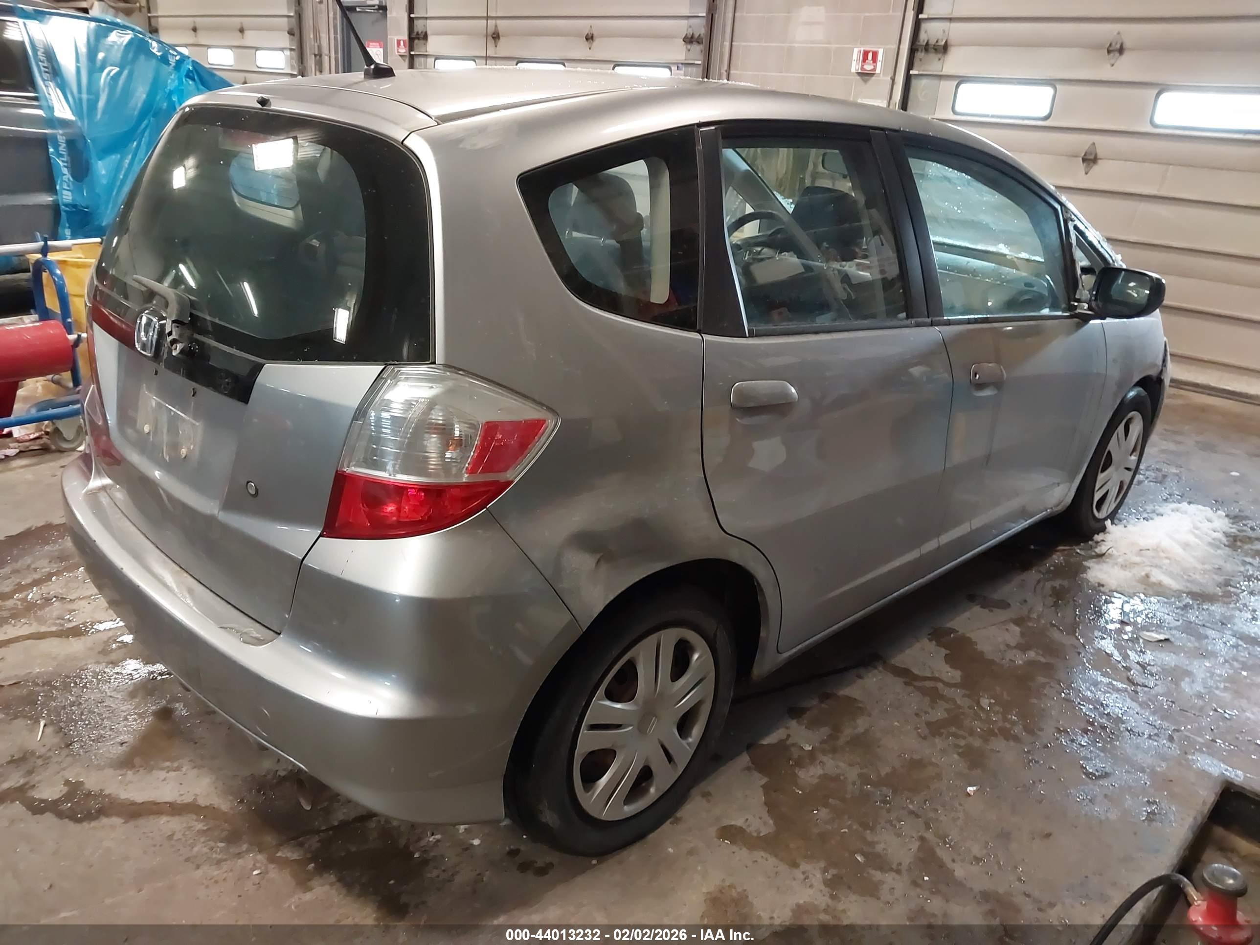 HONDA FIT image 4