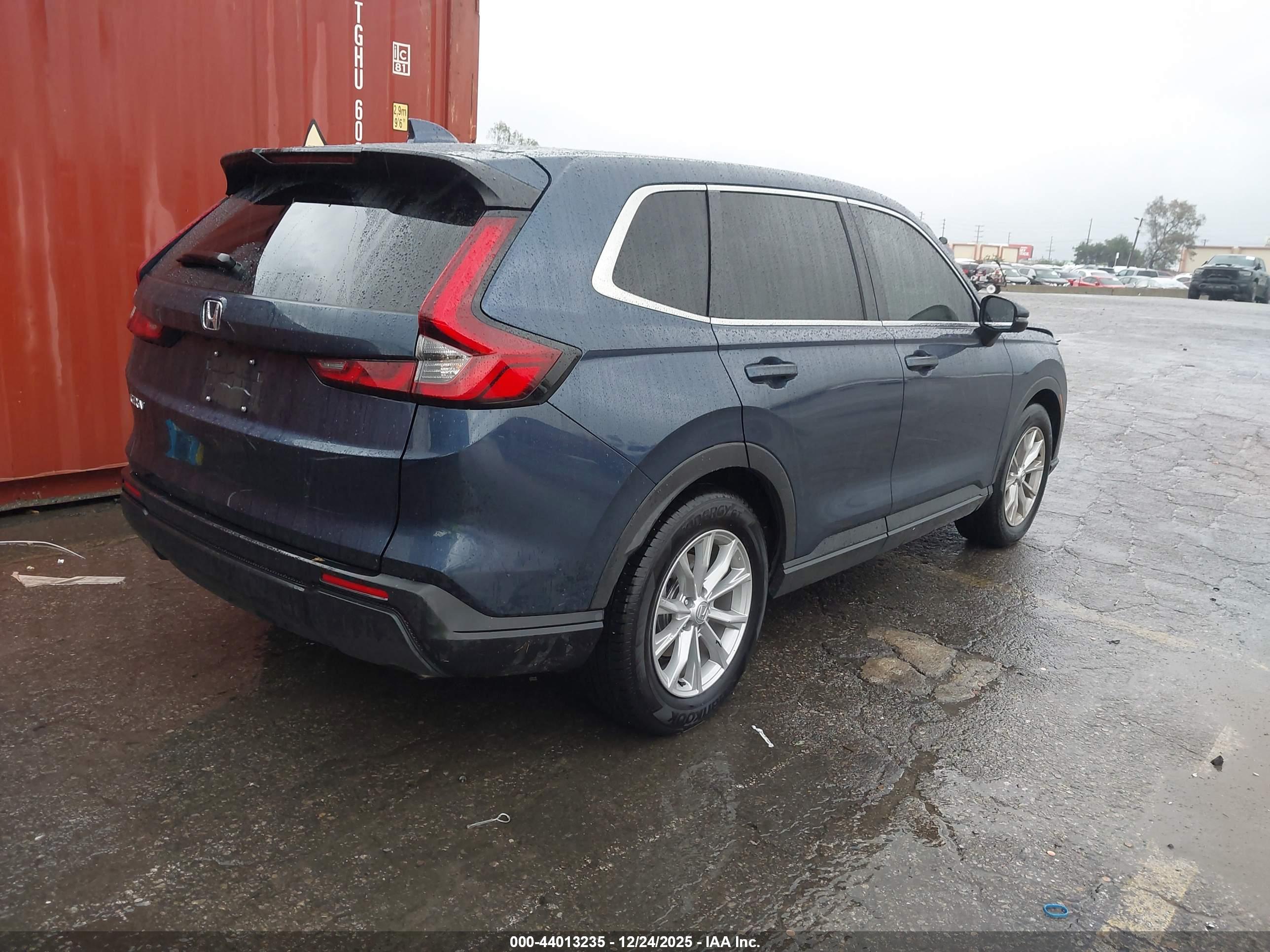 HONDA CR-V image 4