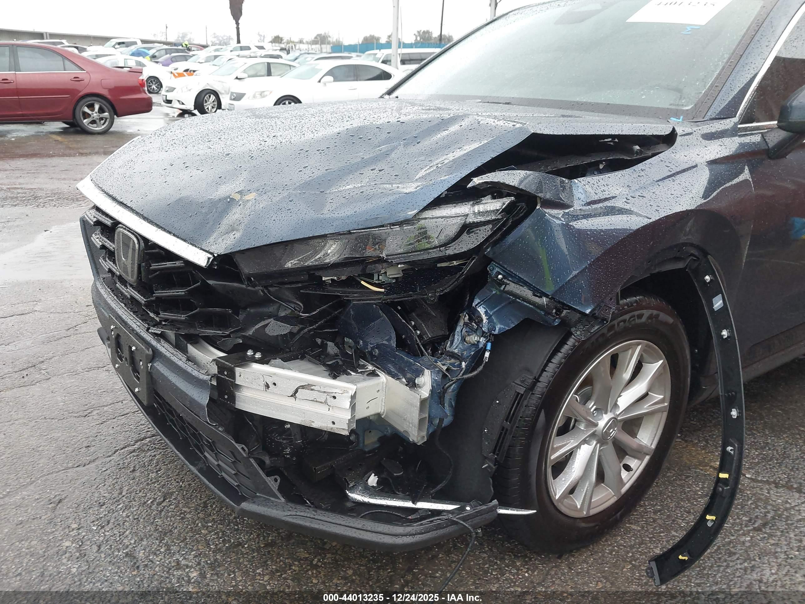 HONDA CR-V image 6
