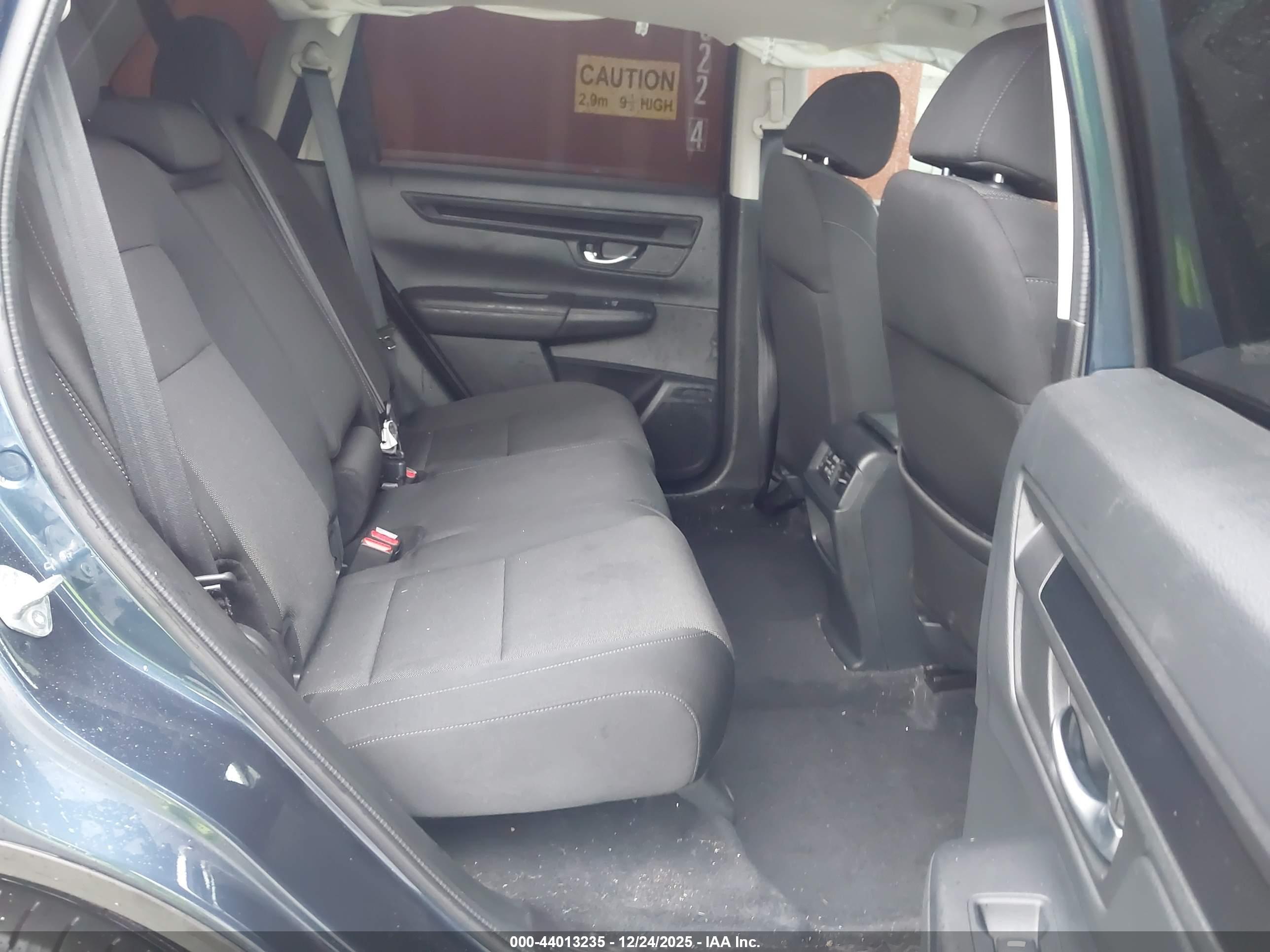 HONDA CR-V image 8