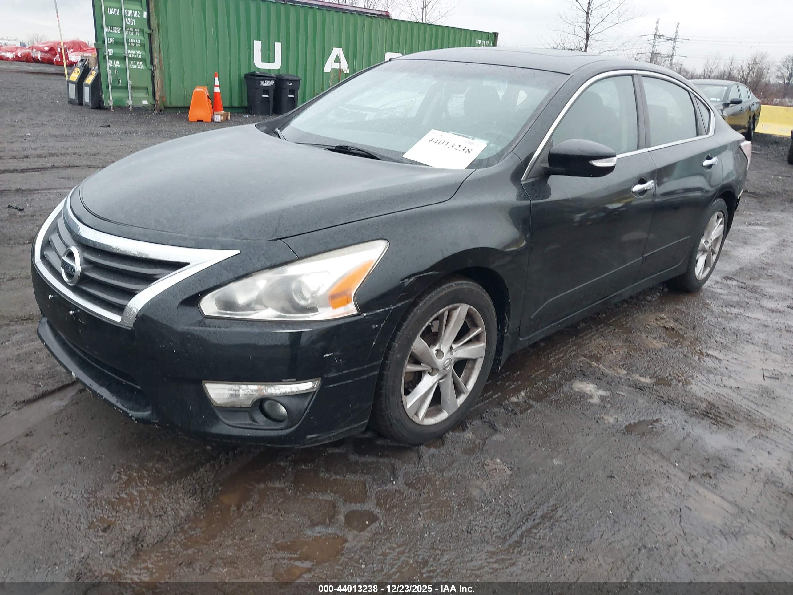 NISSAN ALTIMA image 2