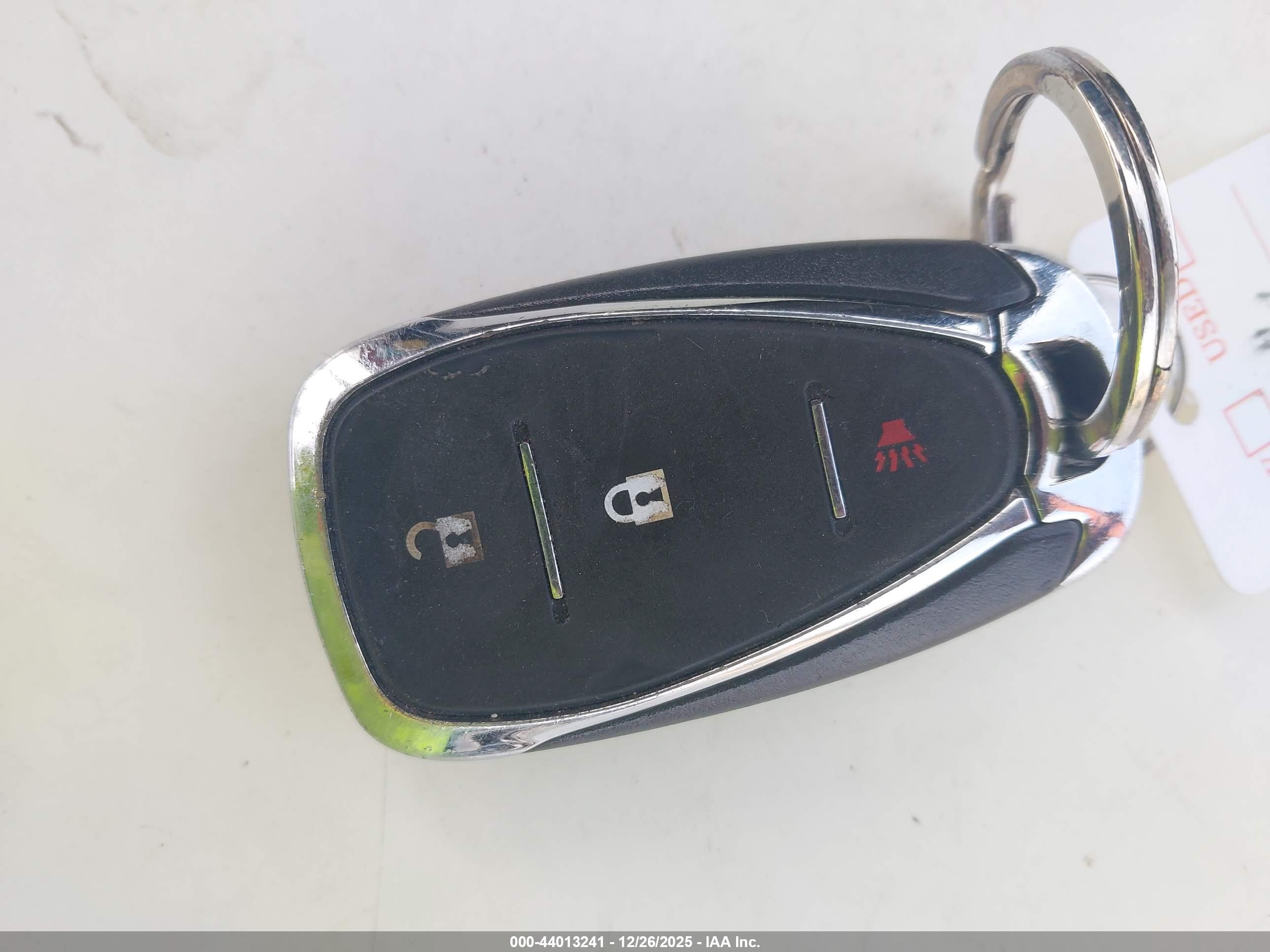 CHEVROLET EQUINOX image 11