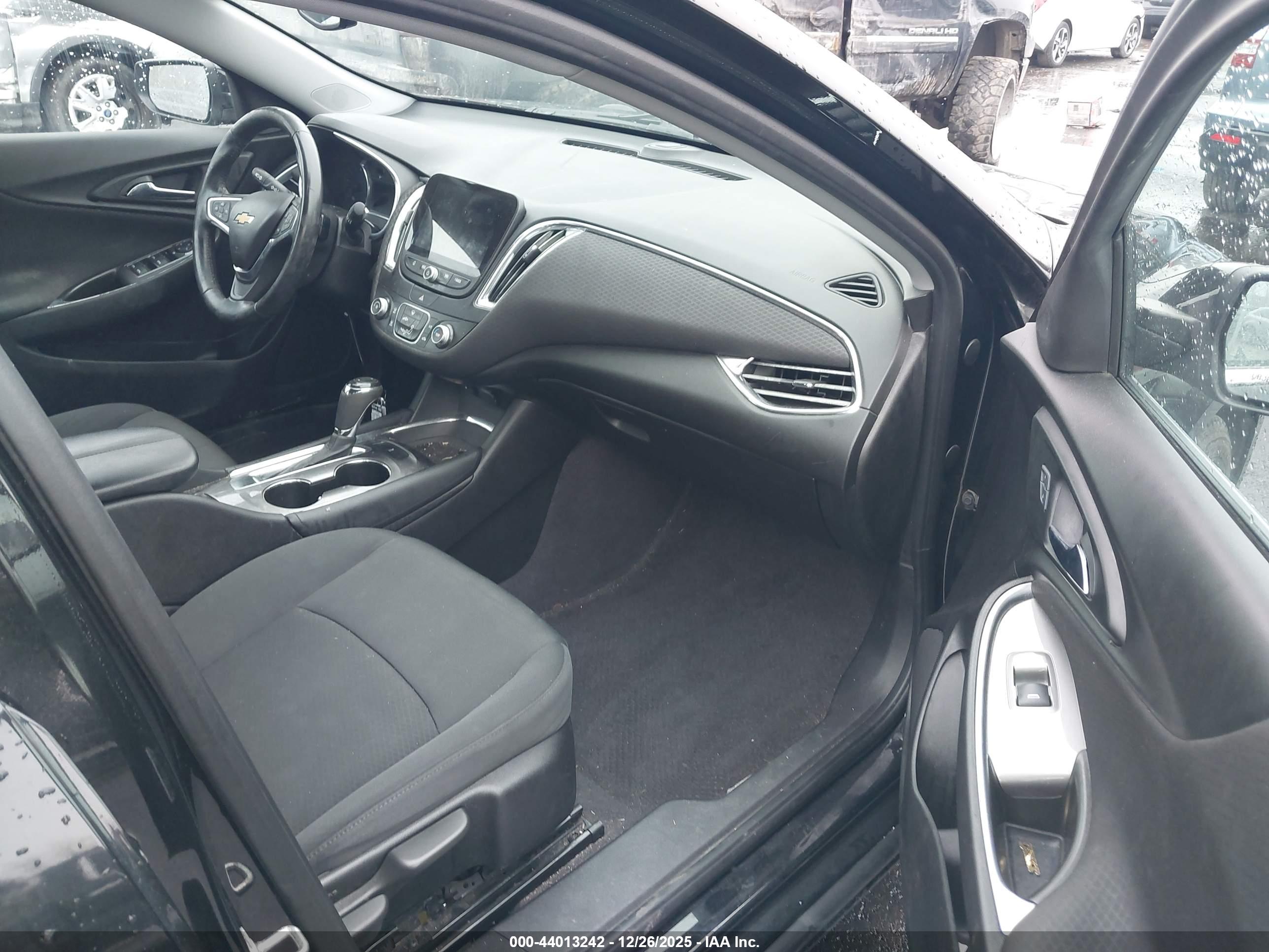 CHEVROLET MALIBU image 5