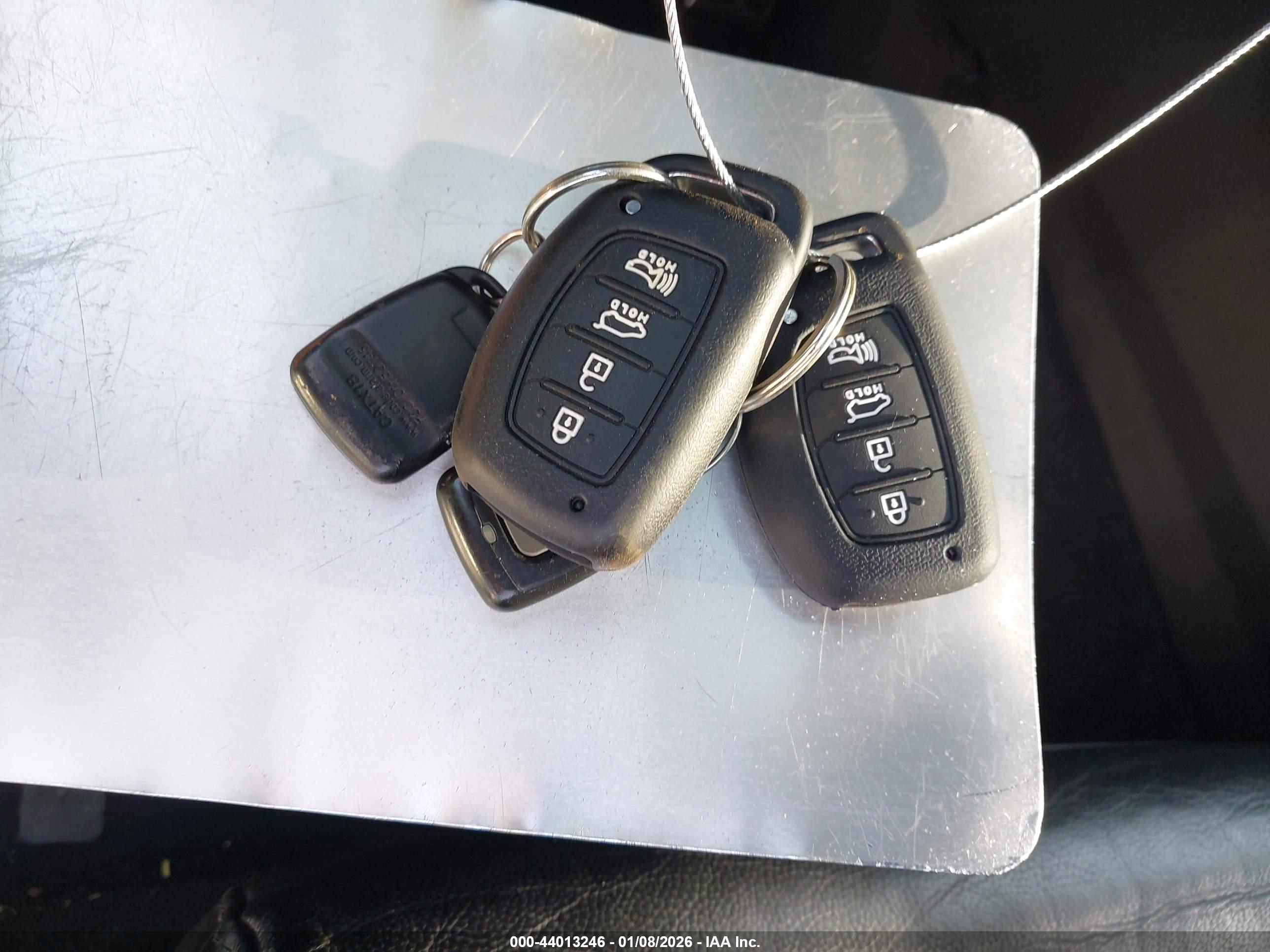 HYUNDAI SONATA image 11