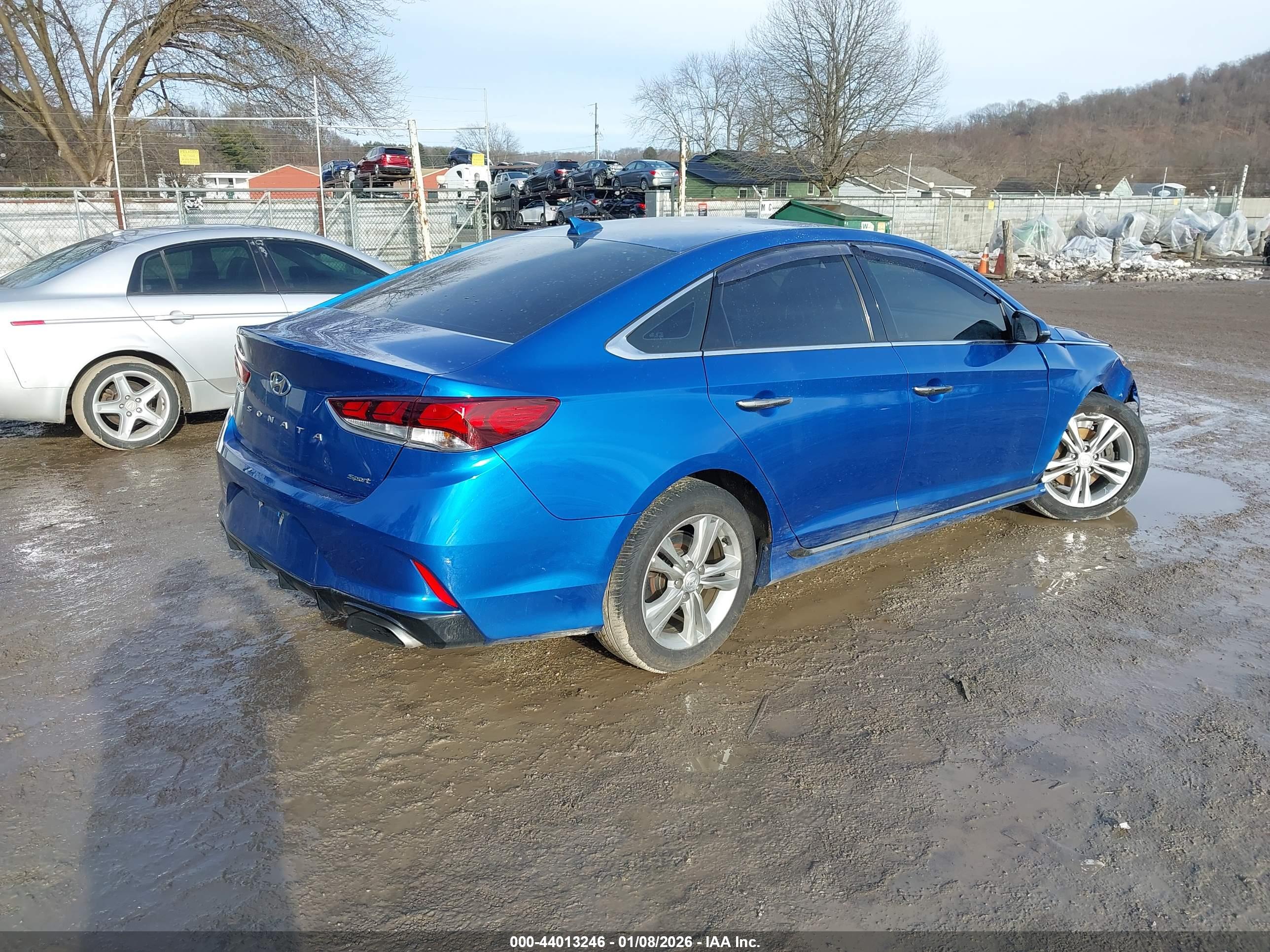 HYUNDAI SONATA image 4