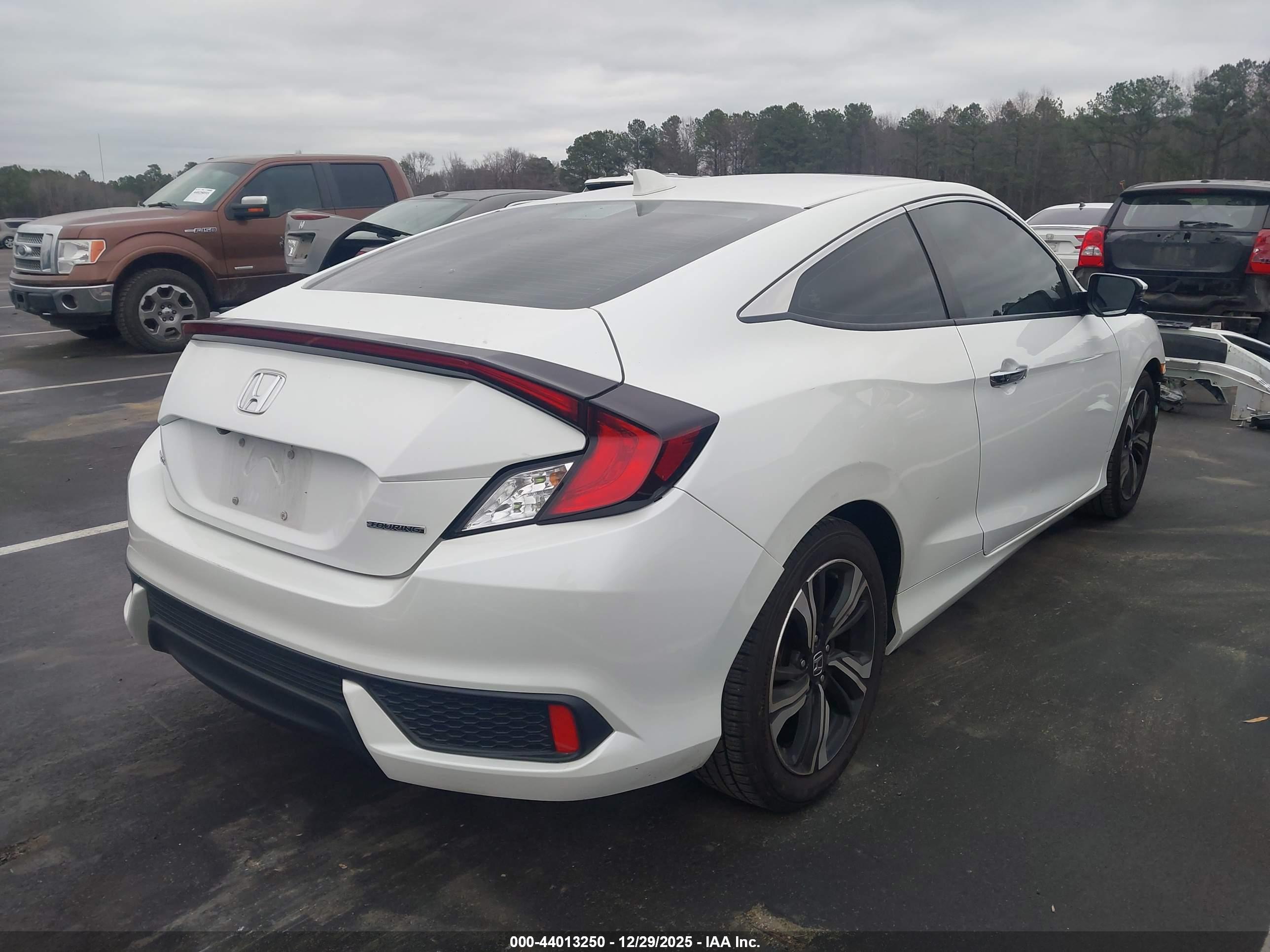 HONDA CIVIC image 4