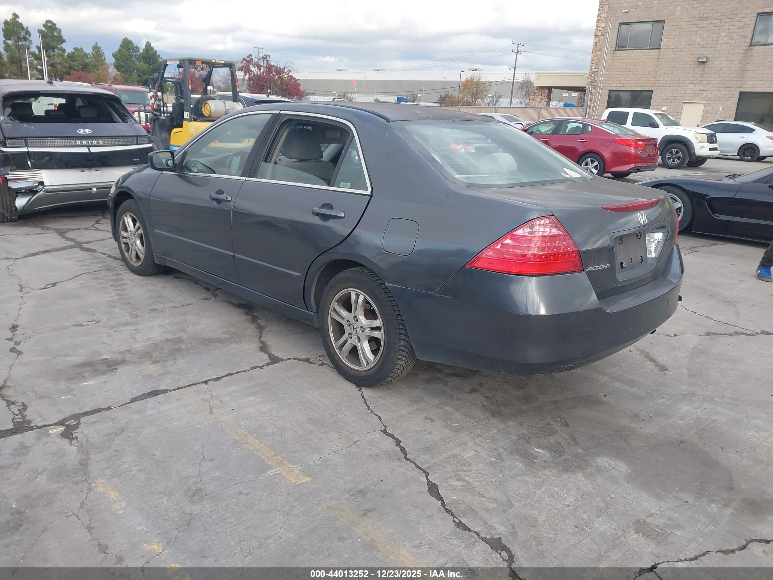 HONDA ACCORD image 3