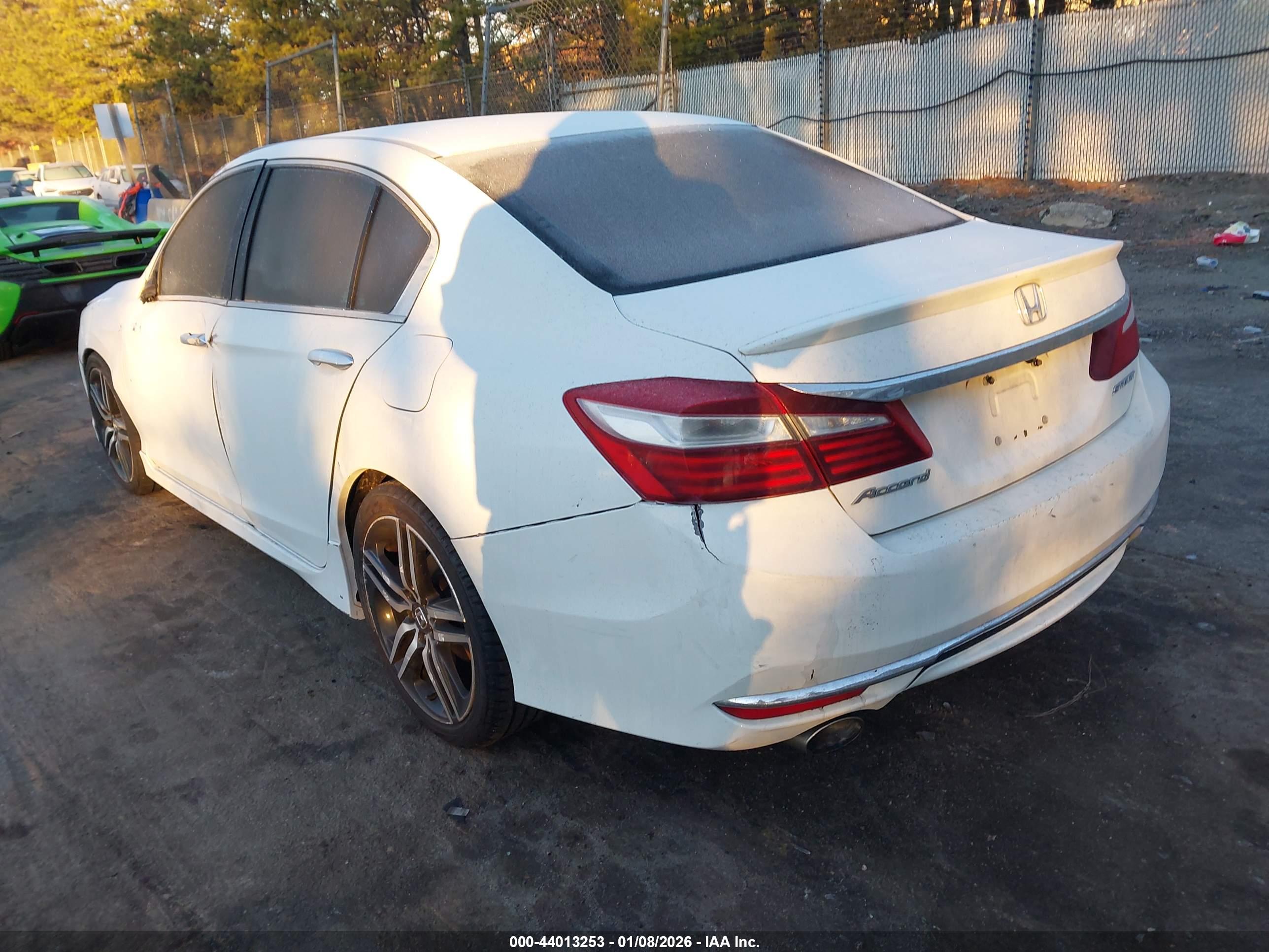 HONDA ACCORD image 3