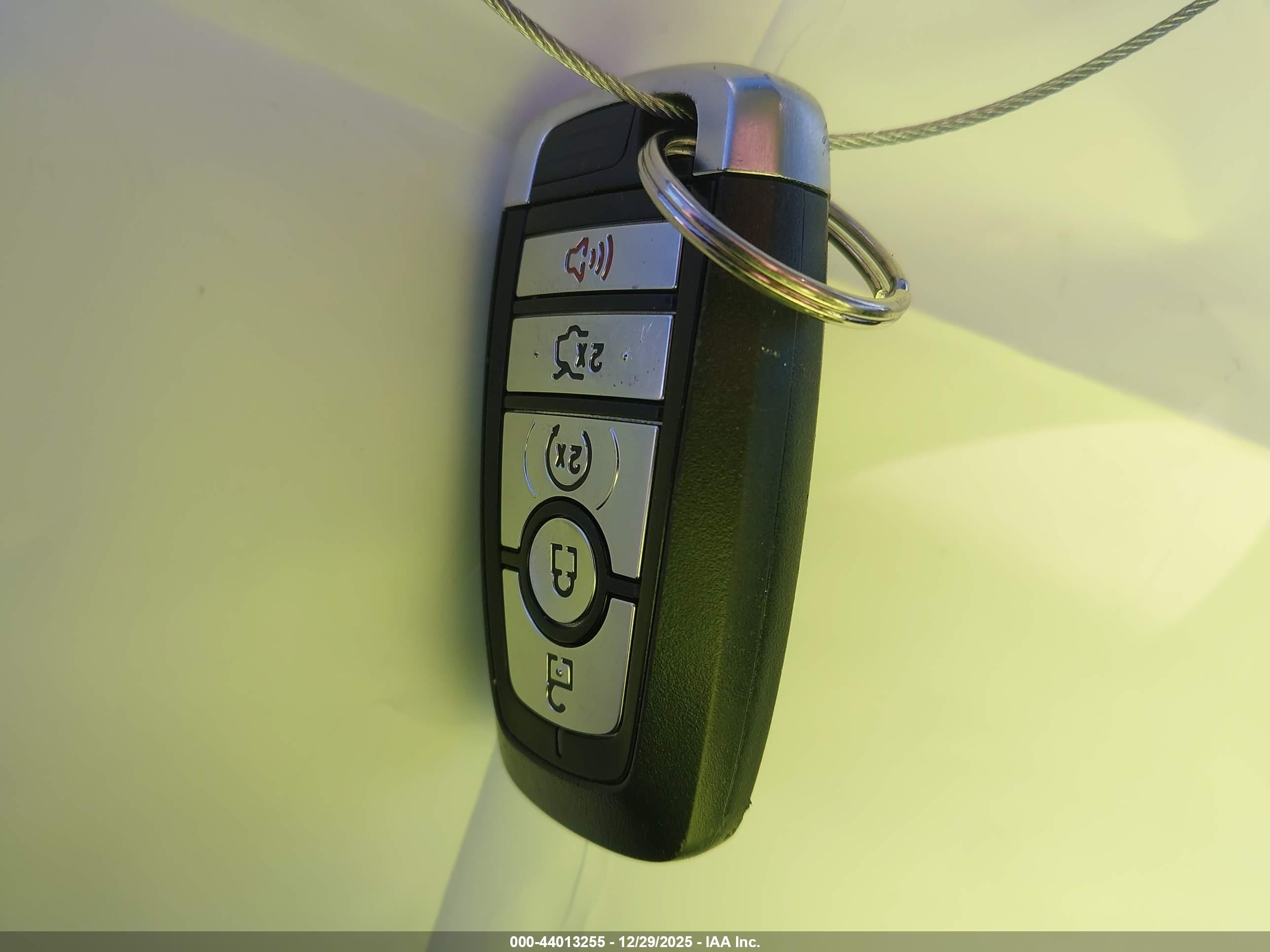 FORD EDGE image 11