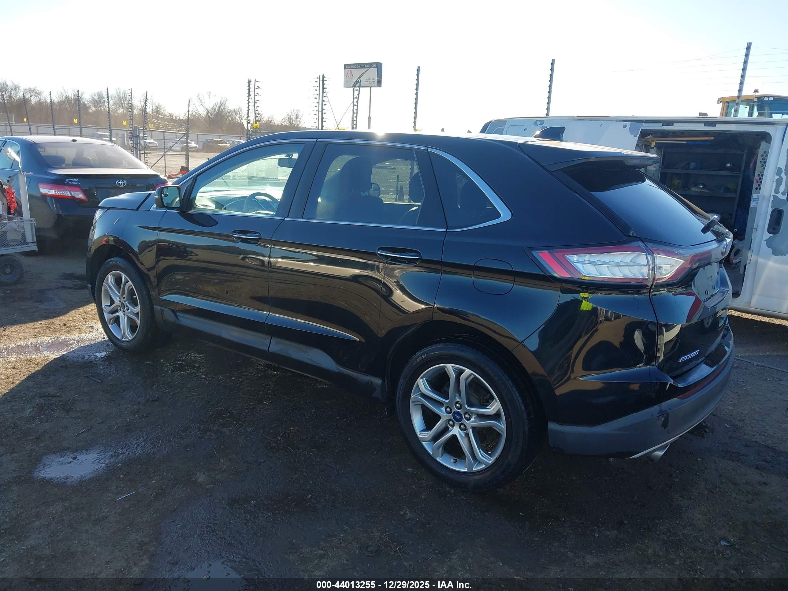 FORD EDGE image 3