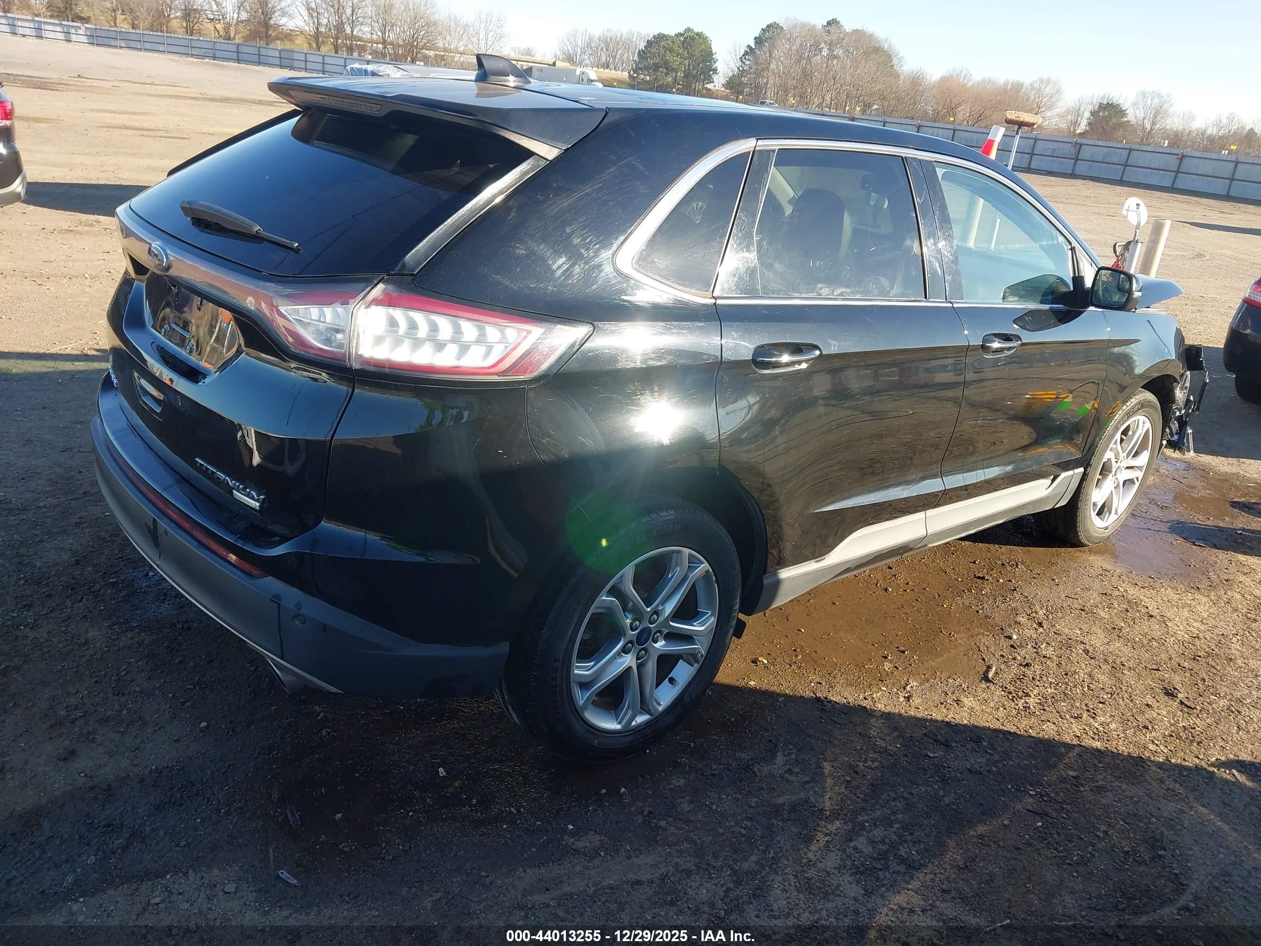 FORD EDGE image 4