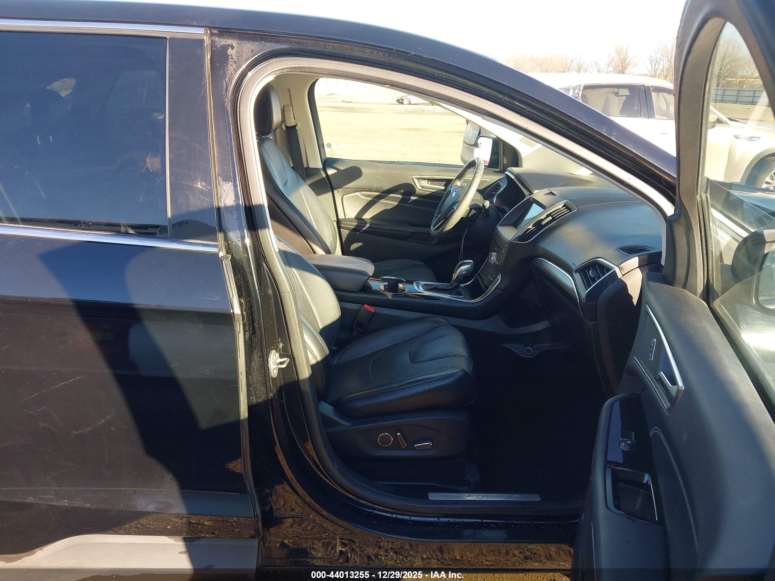 FORD EDGE image 5