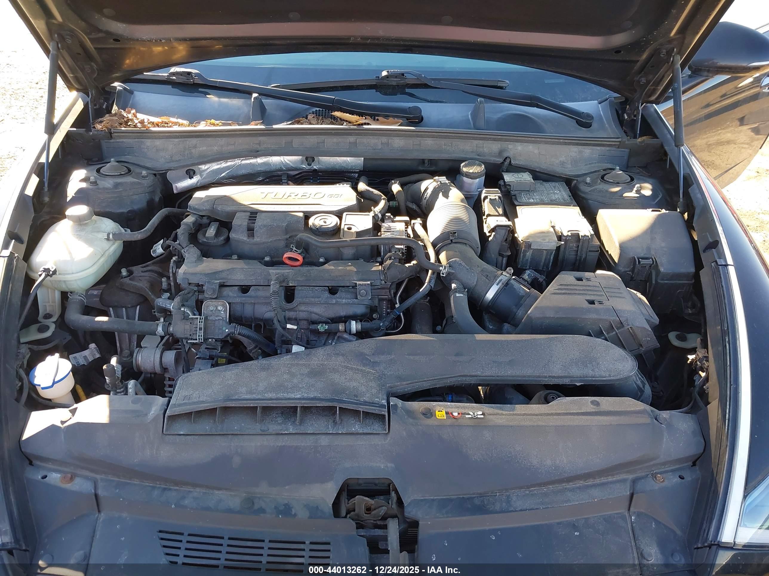HYUNDAI SONATA image 10