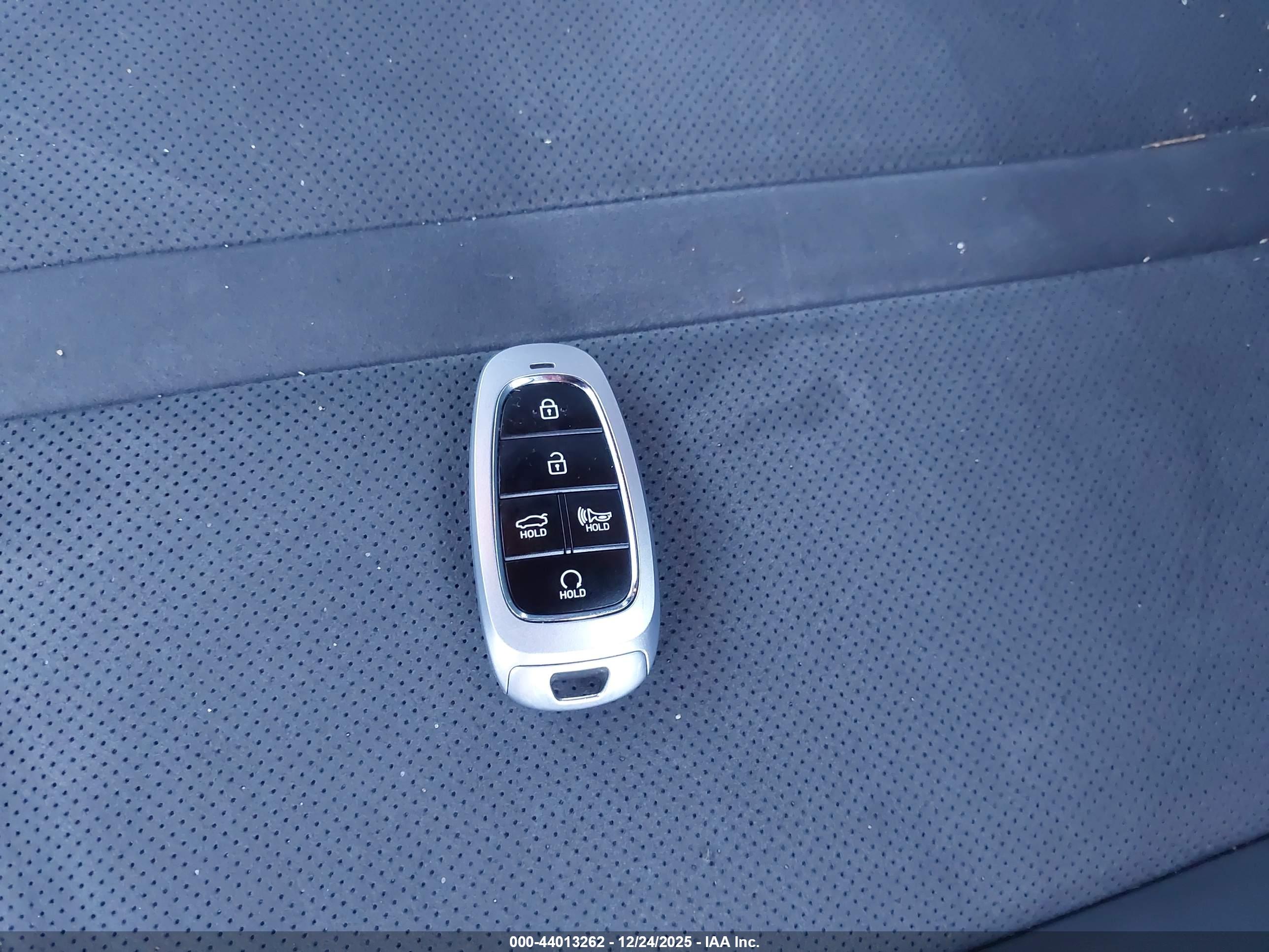 HYUNDAI SONATA image 11