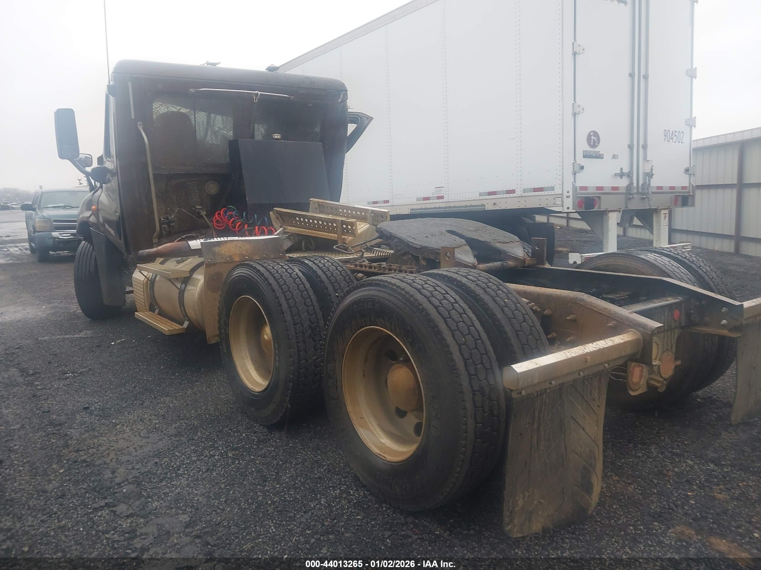 FREIGHTLINER CASCADIA image 3