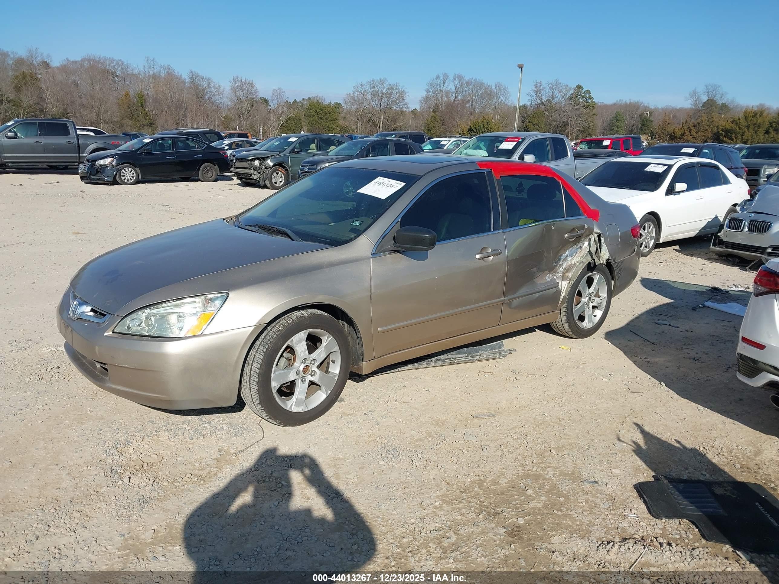 HONDA ACCORD image 2
