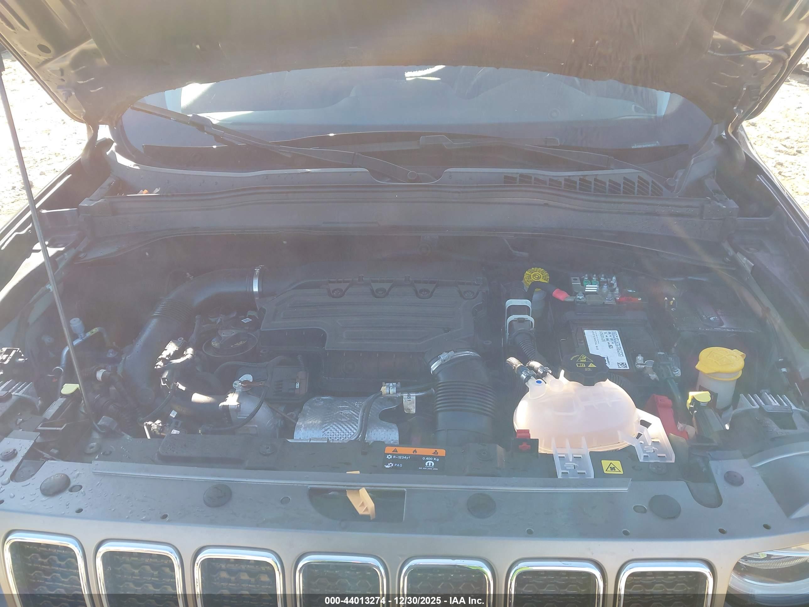 JEEP RENEGADE image 10