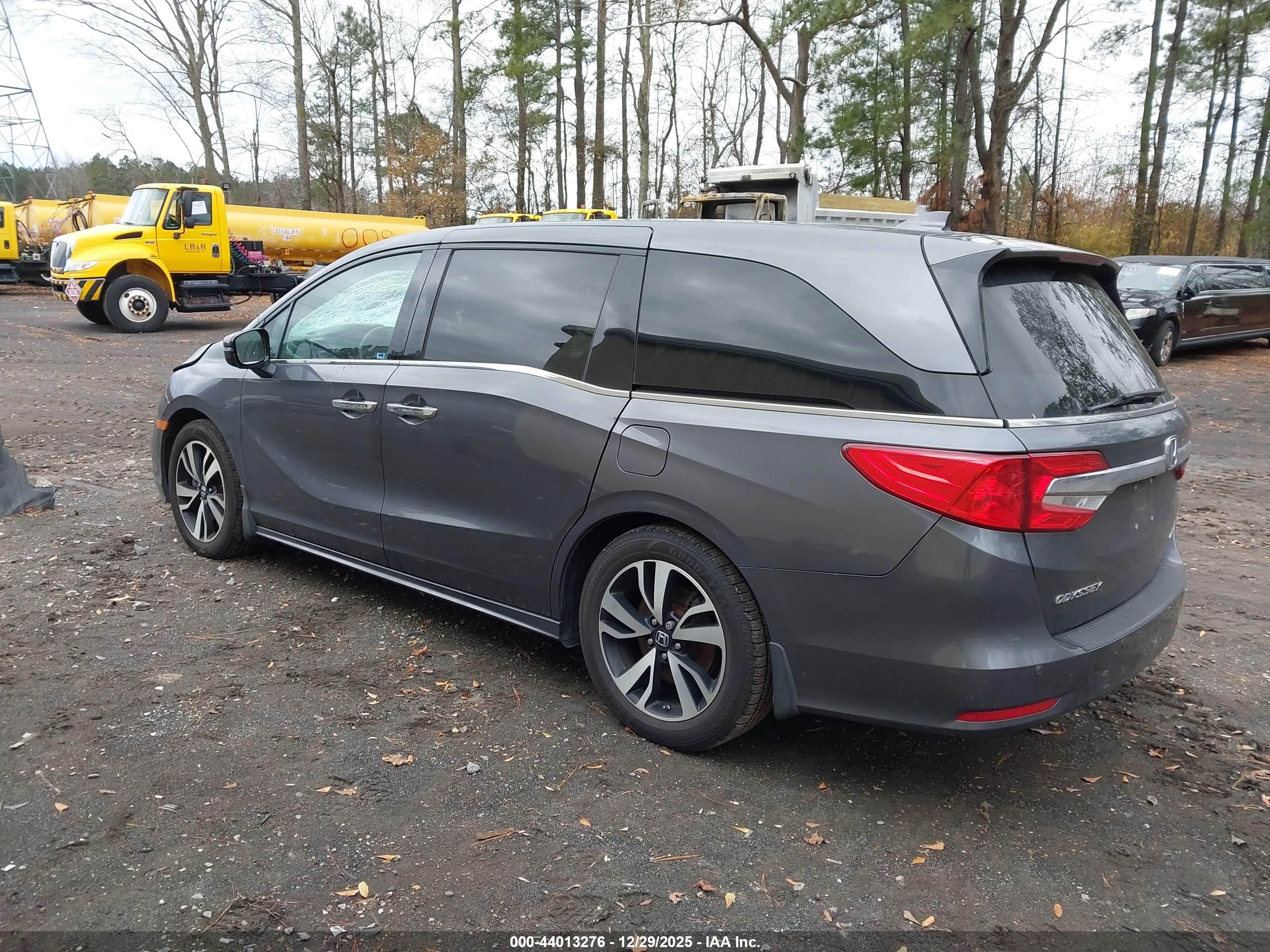 HONDA ODYSSEY image 3