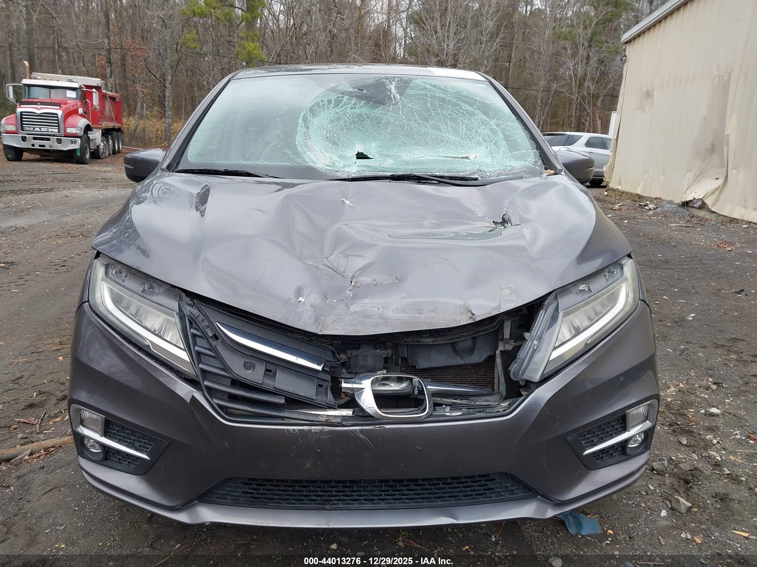 HONDA ODYSSEY image 6