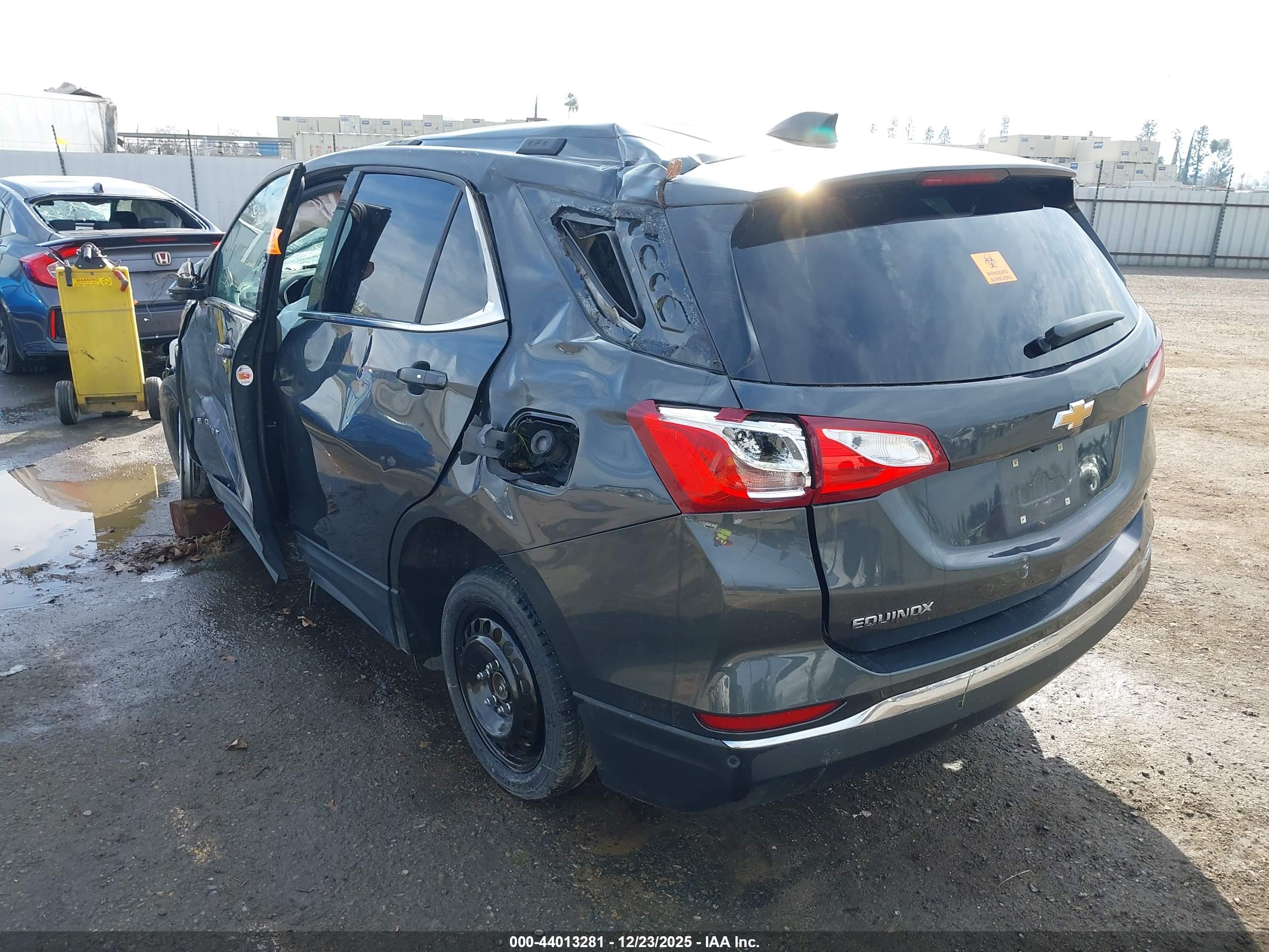 CHEVROLET EQUINOX image 3