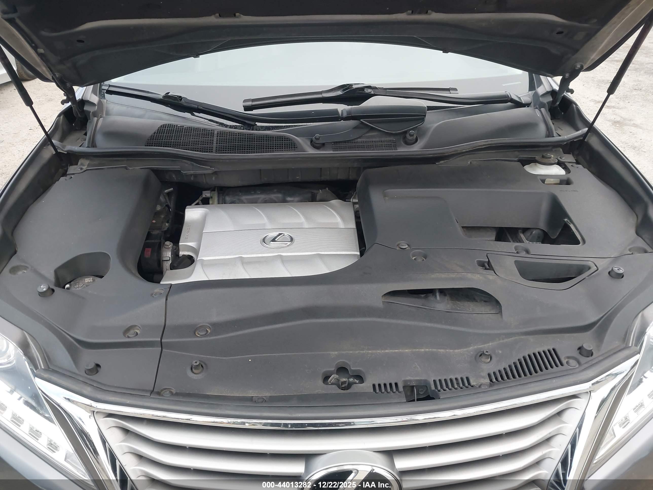 LEXUS RX image 10