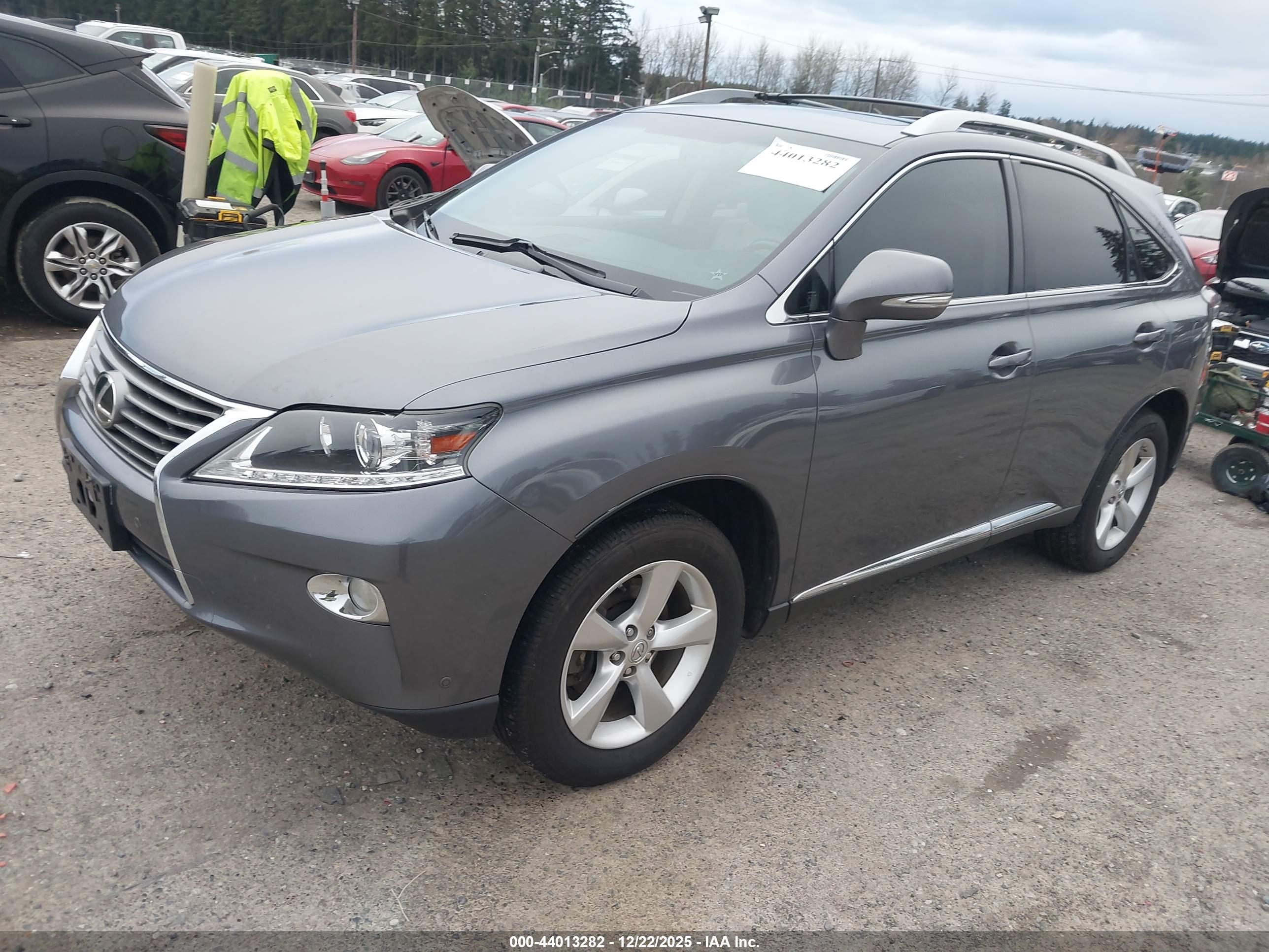 LEXUS RX image 2