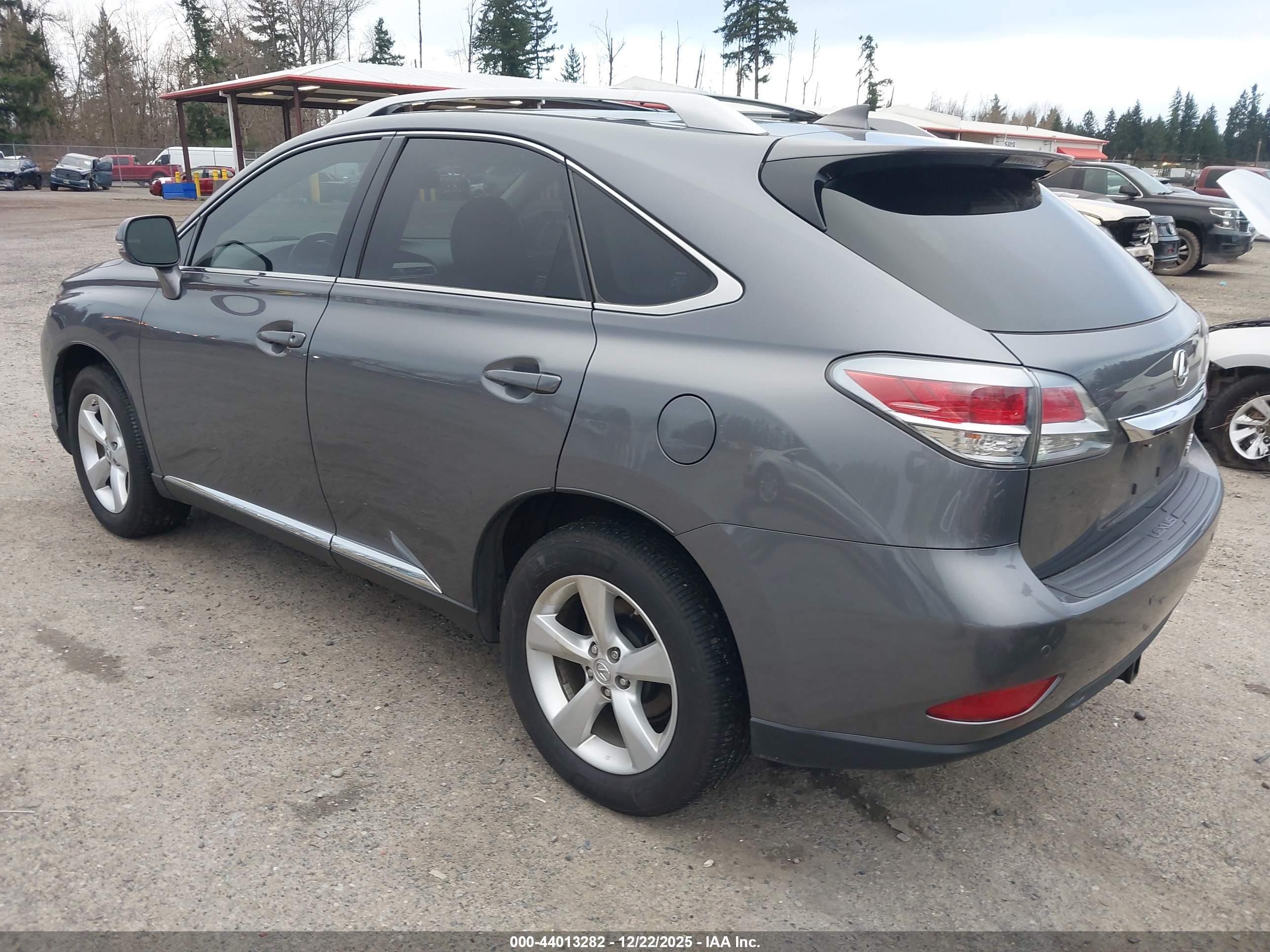LEXUS RX image 3