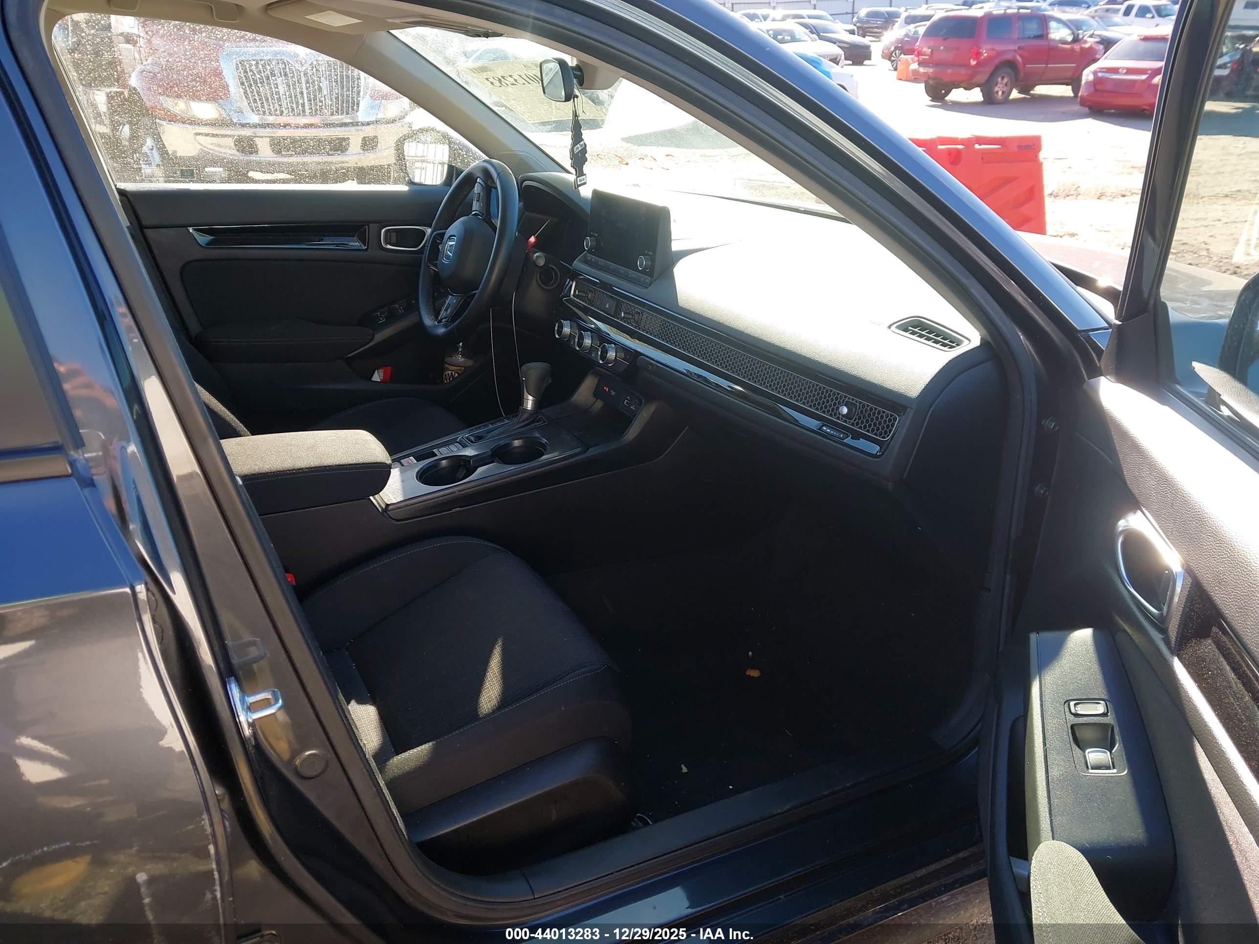 HONDA CIVIC image 5