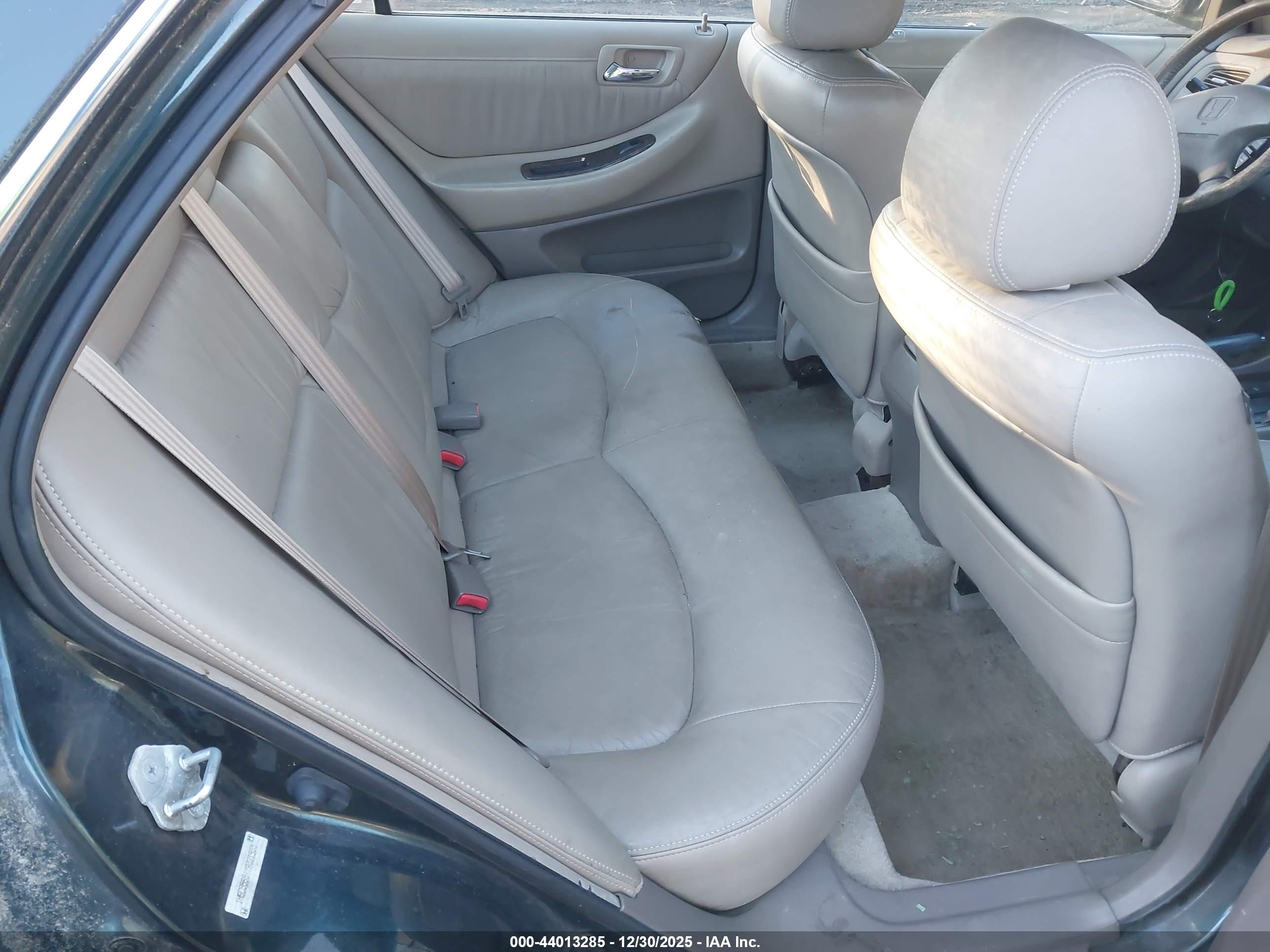 HONDA ACCORD image 8