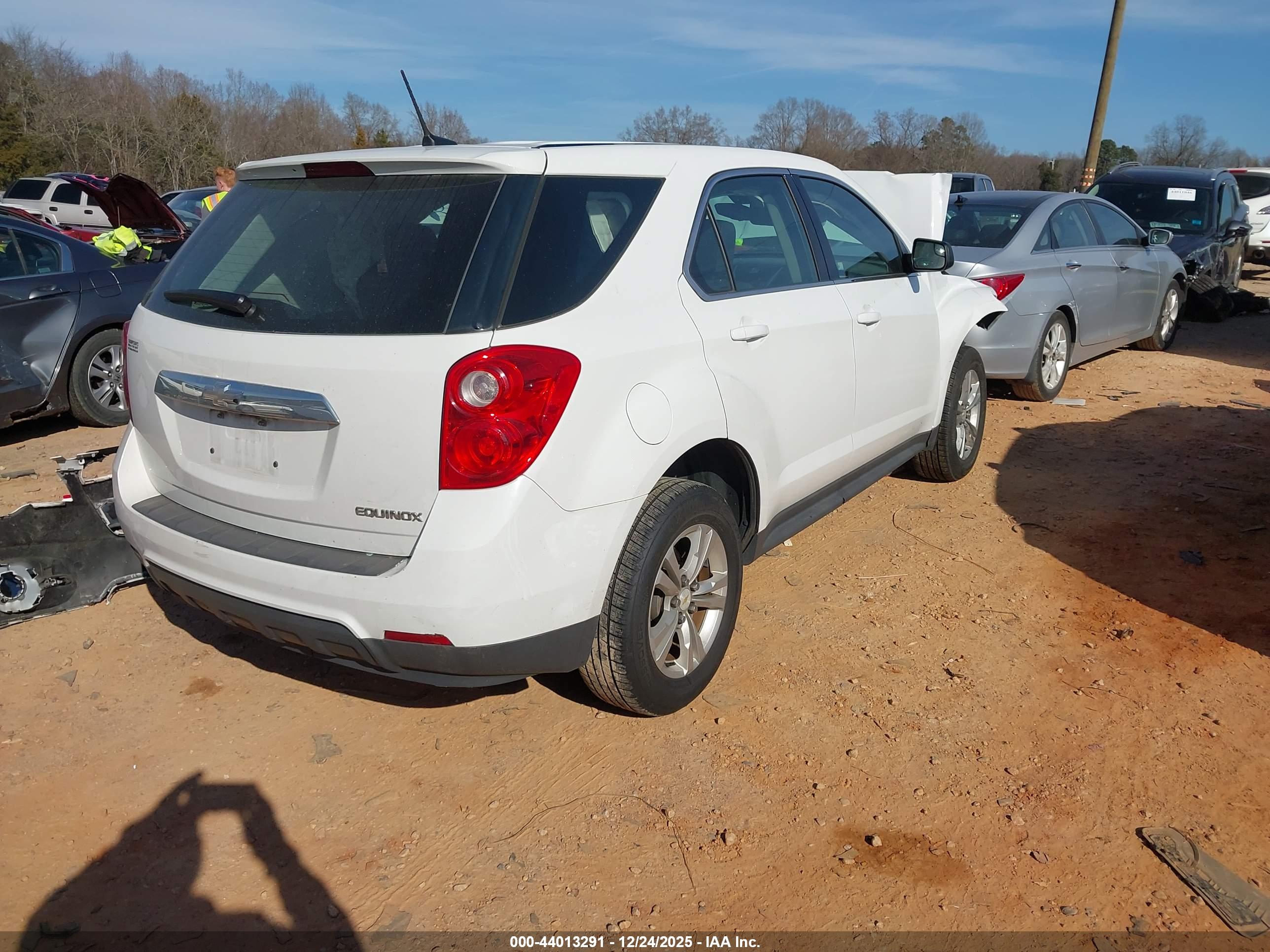CHEVROLET EQUINOX image 4