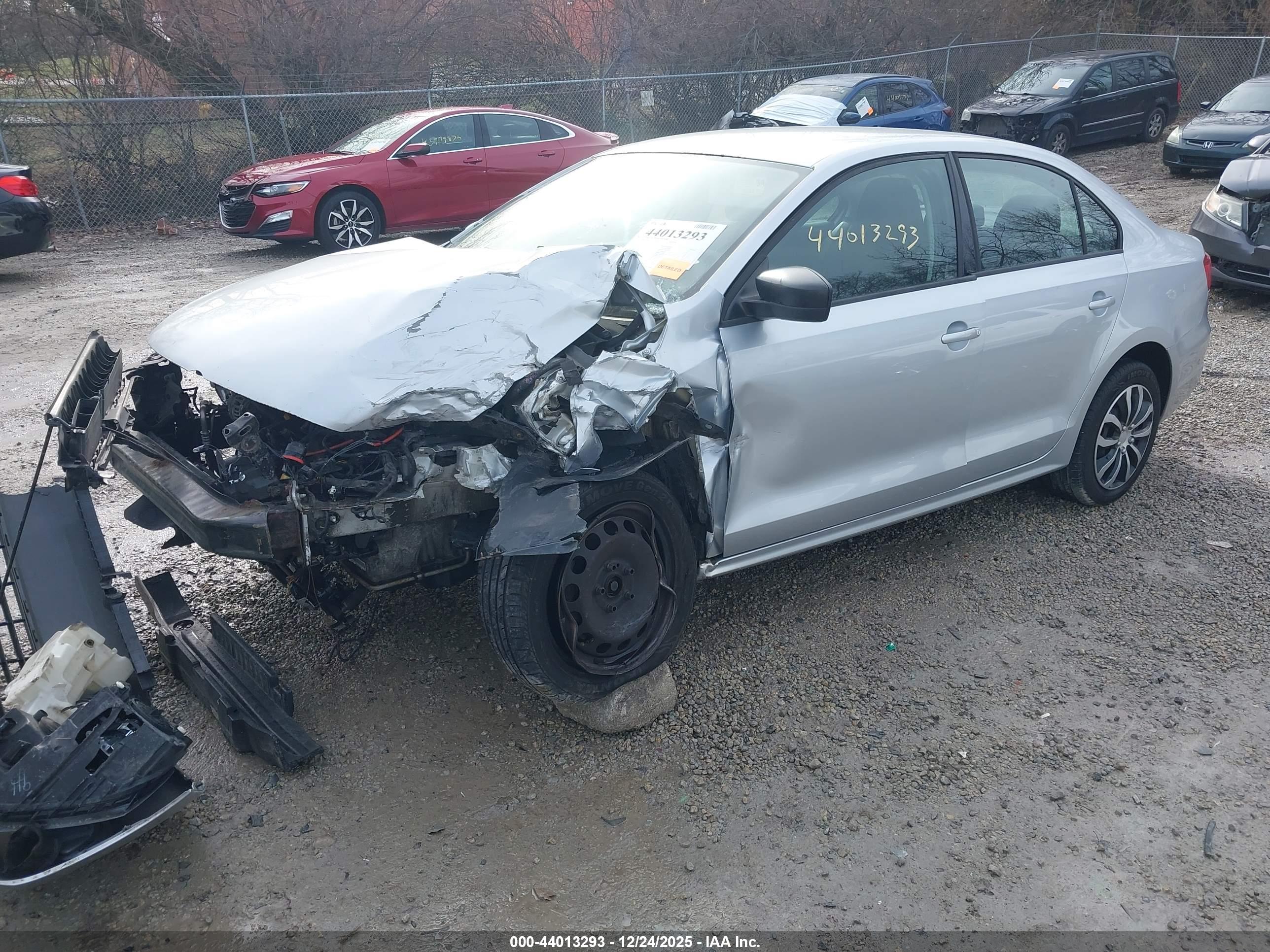 VOLKSWAGEN JETTA image 2