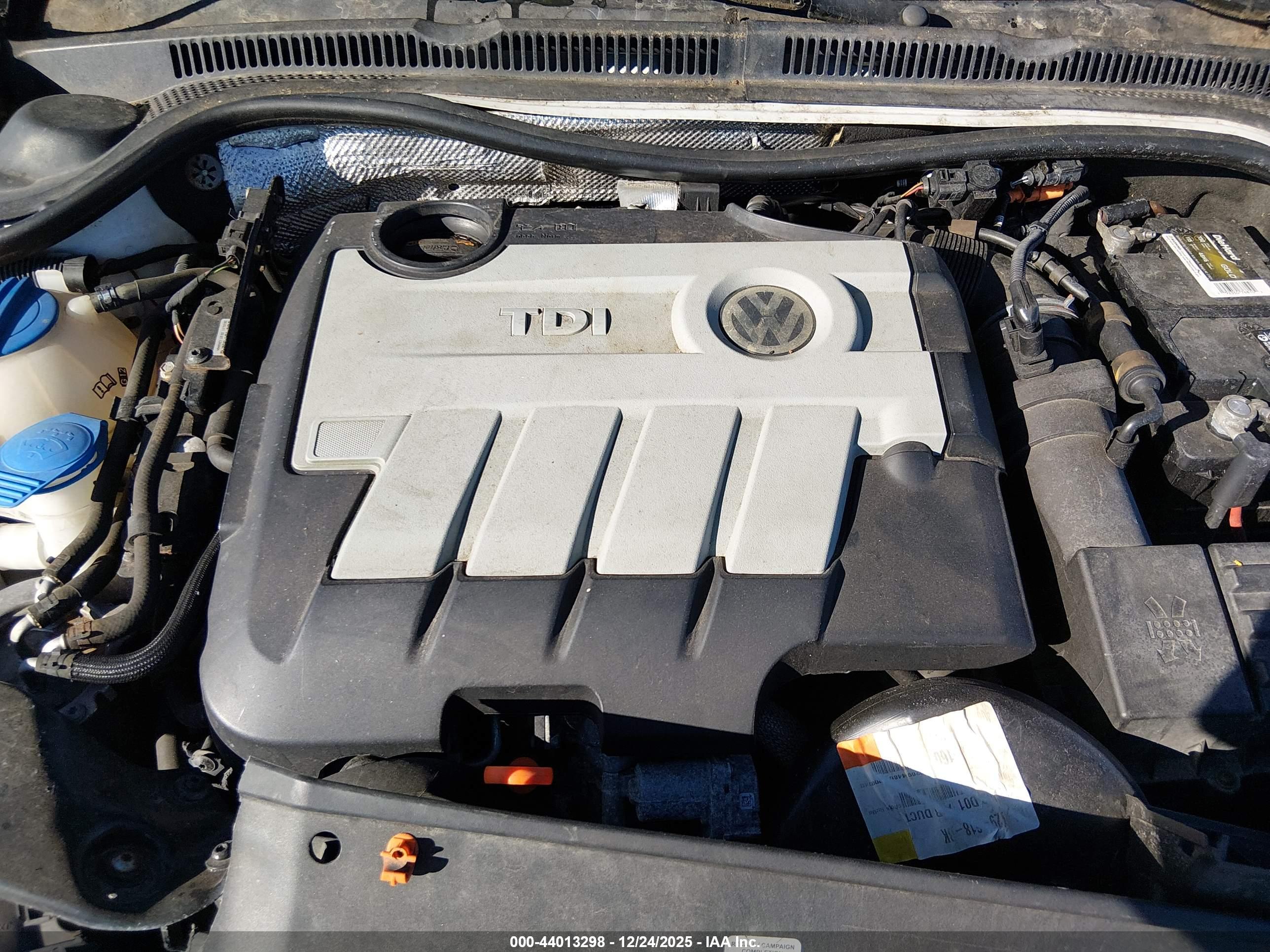 VOLKSWAGEN JETTA image 10