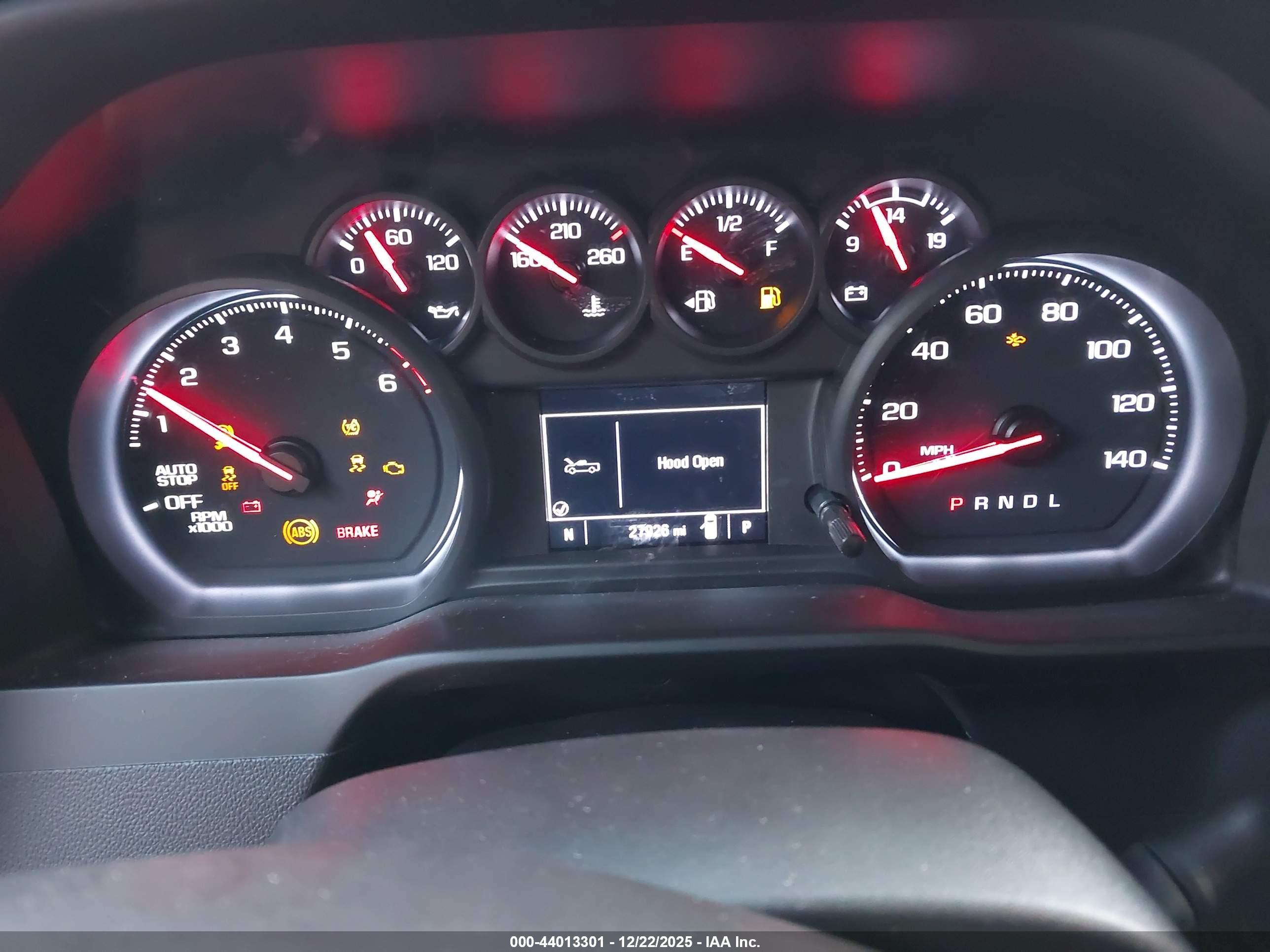 CHEVROLET SILVERADO image 7