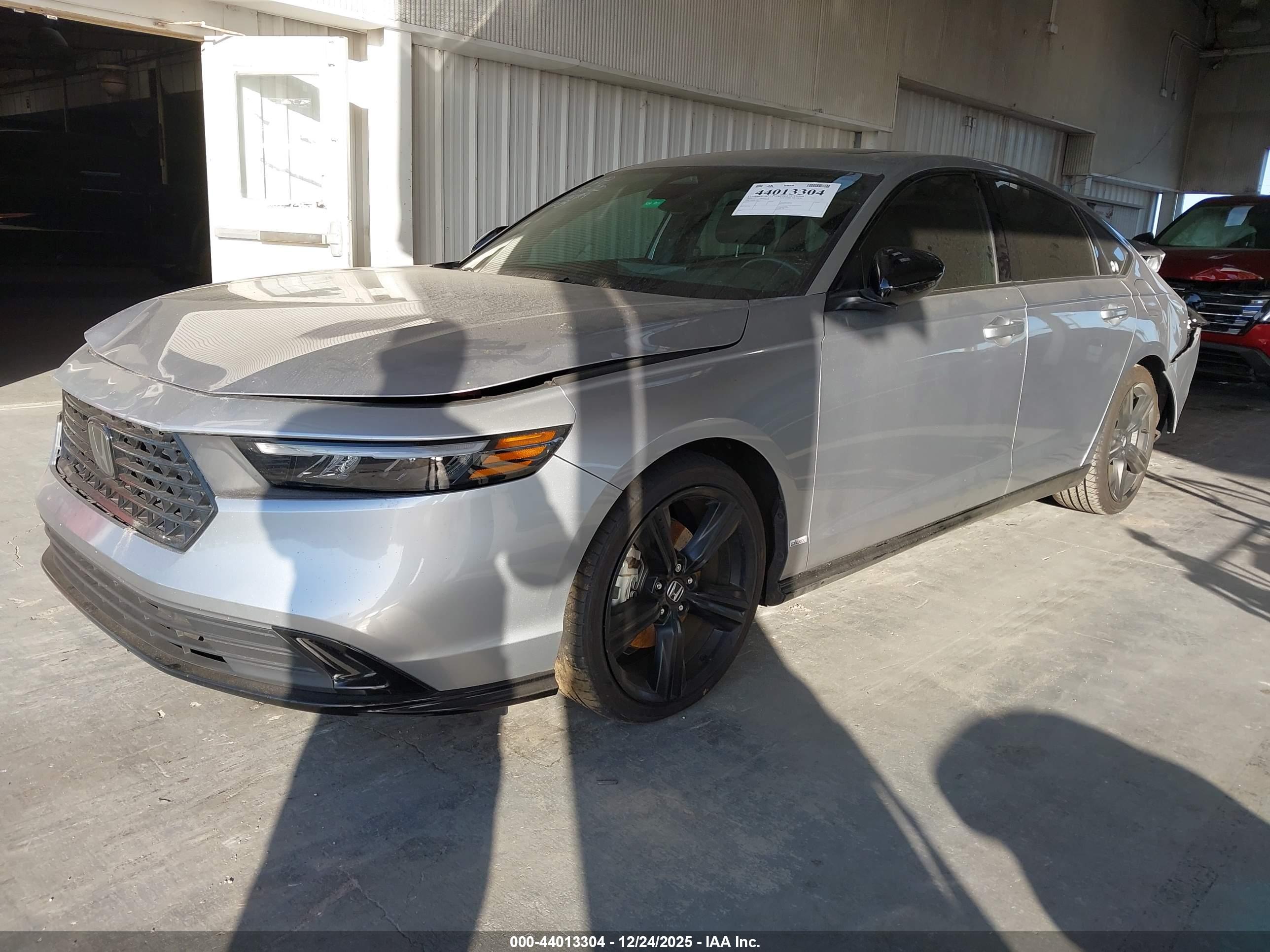 HONDA ACCORD image 2