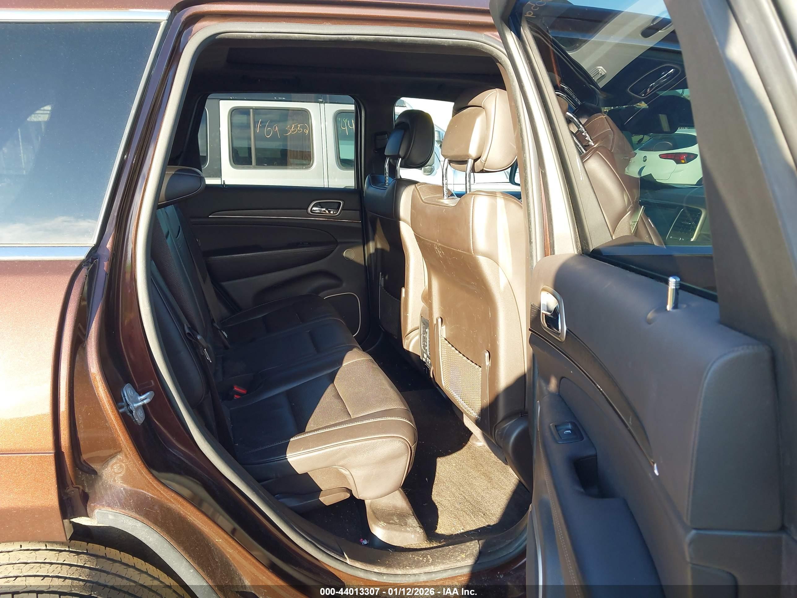 JEEP GRAND image 8