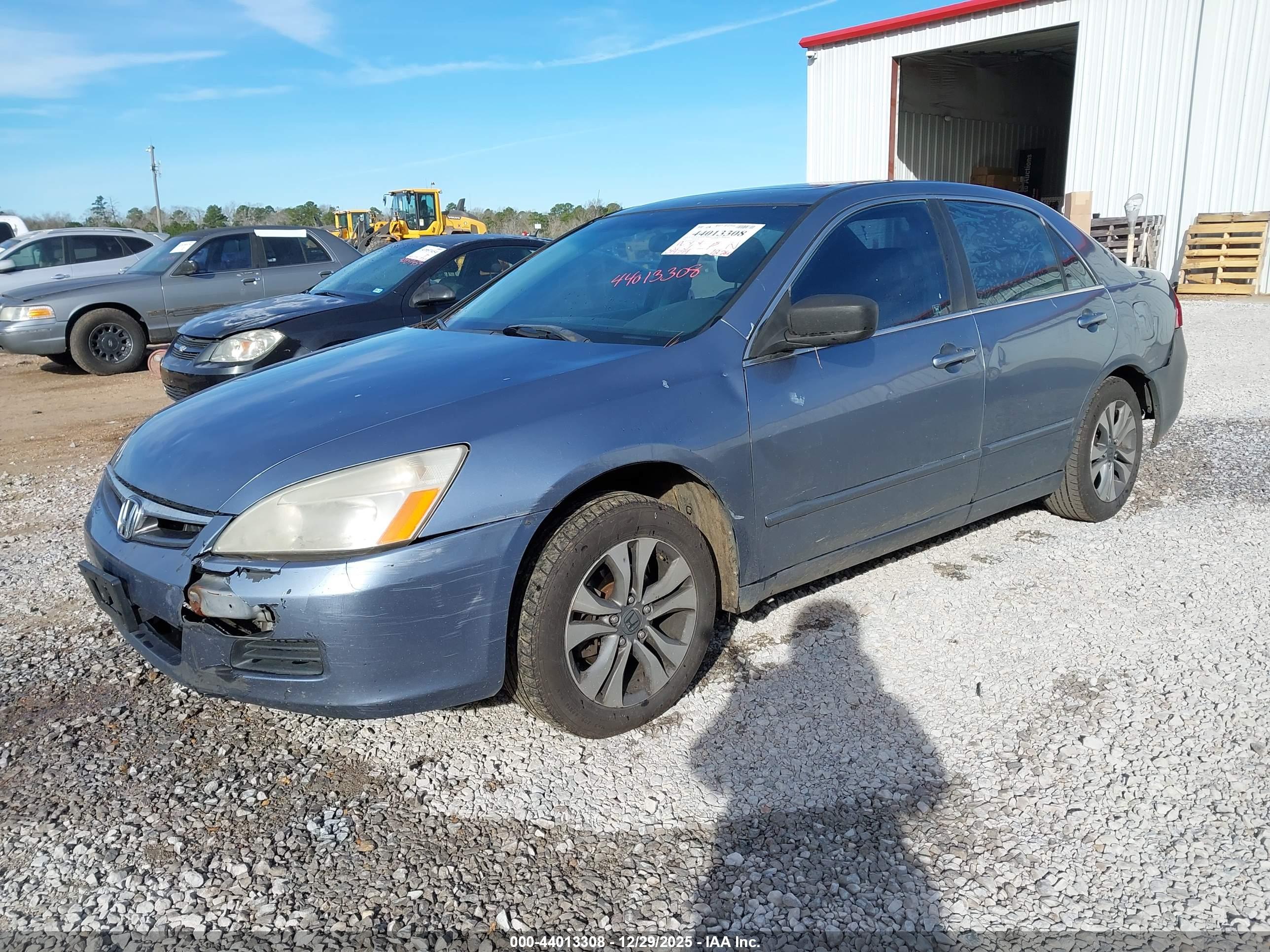 HONDA ACCORD image 2