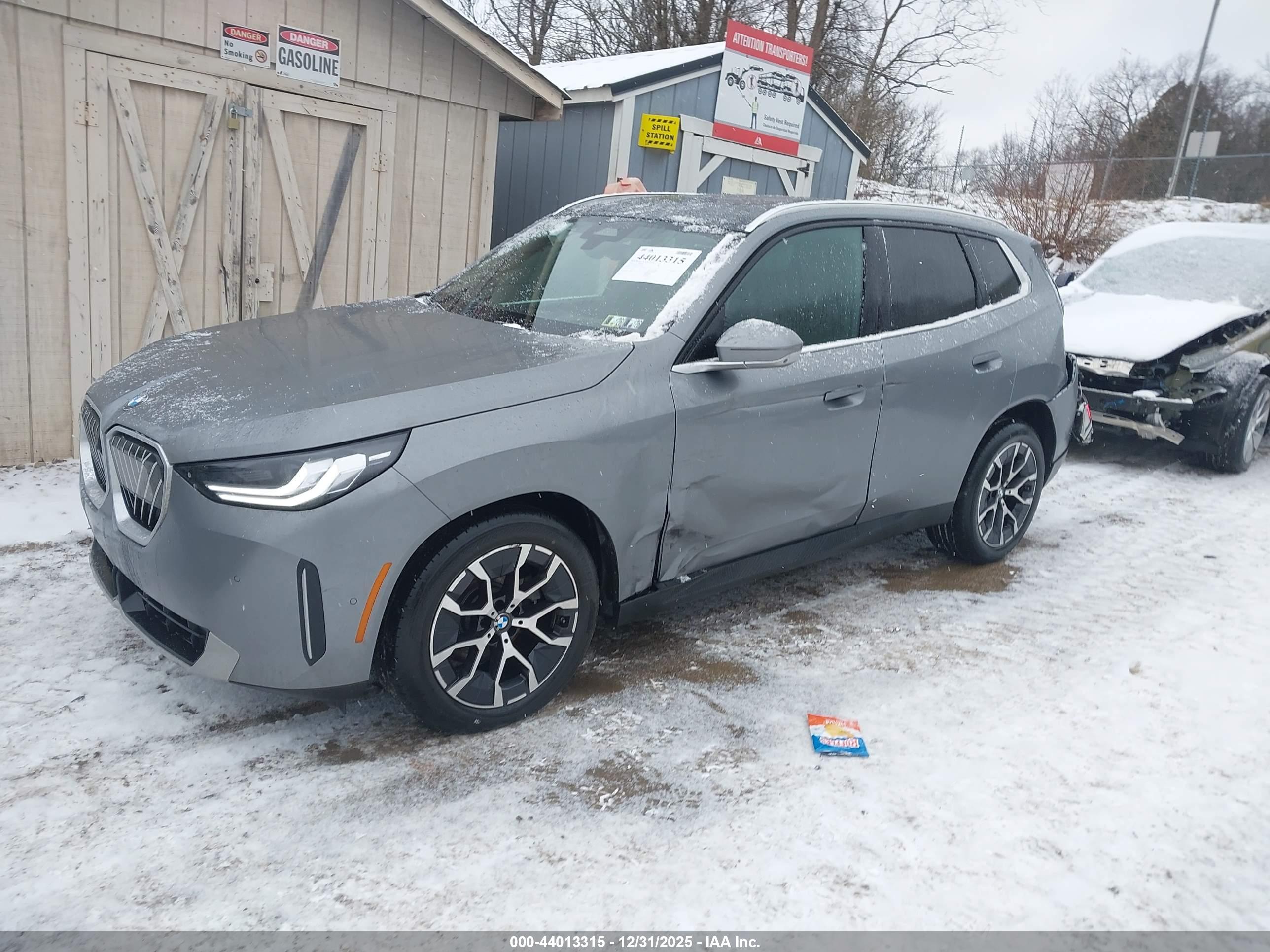 BMW X3 image 2