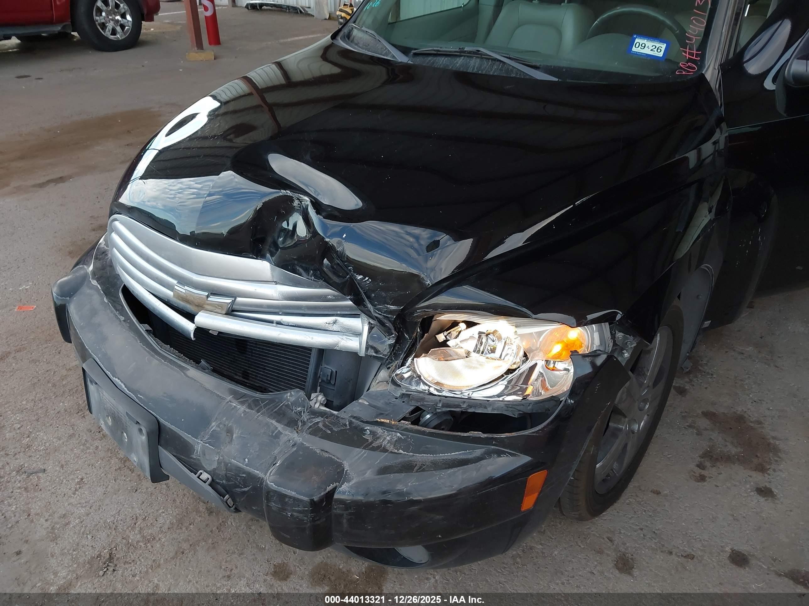 CHEVROLET HHR image 6