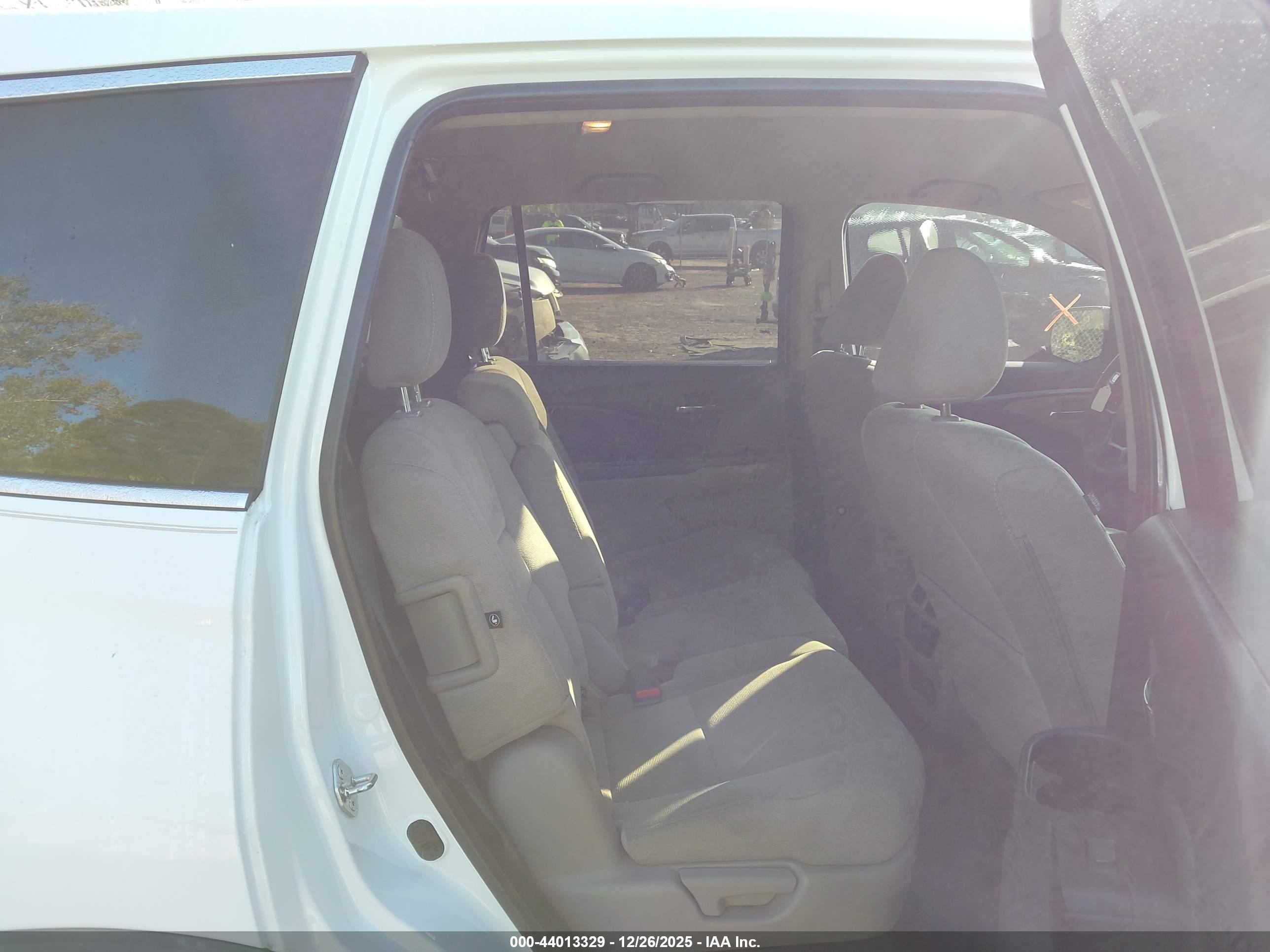 HONDA PILOT image 8