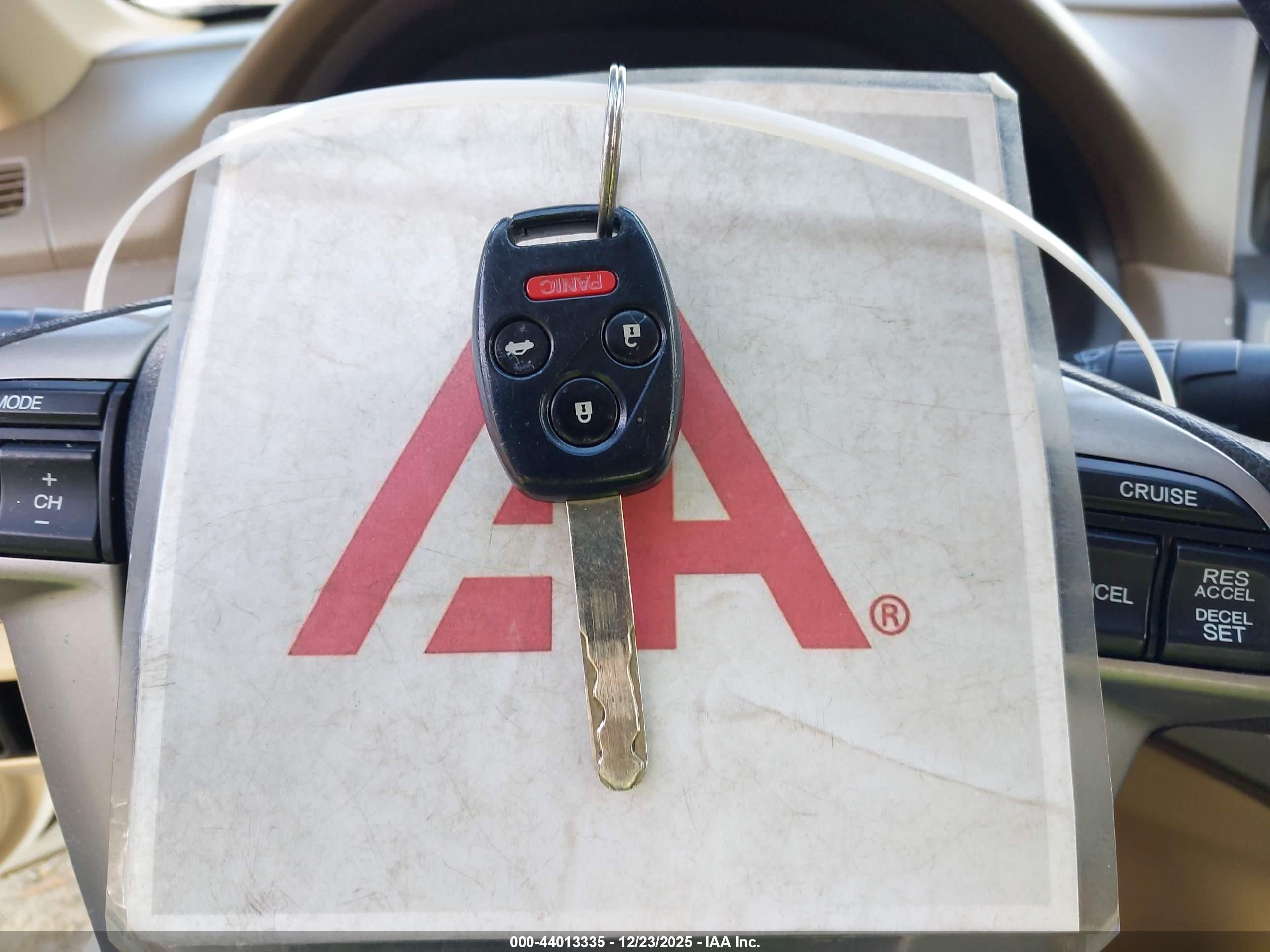 HONDA ACCORD image 11