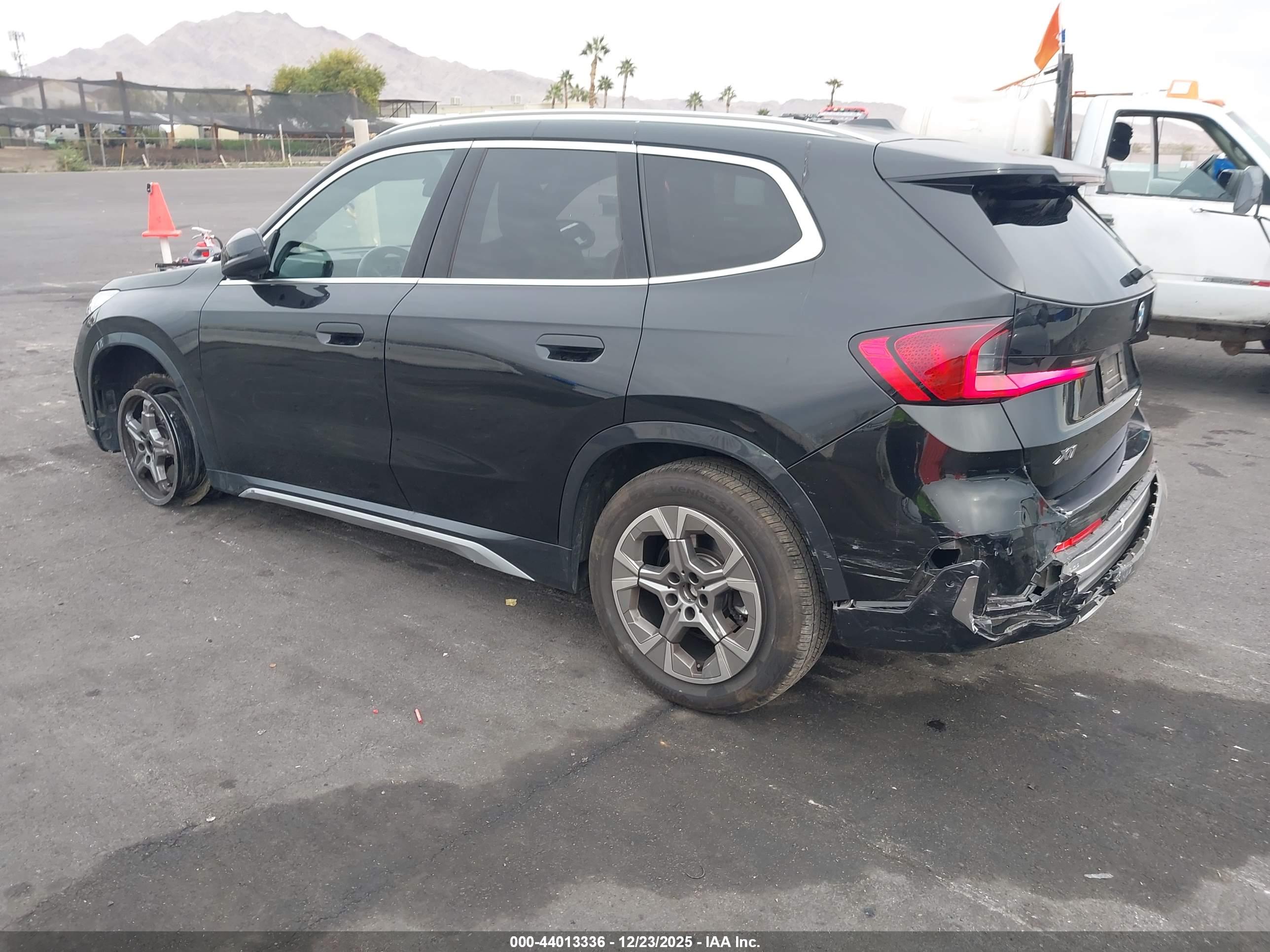 BMW X1 image 3