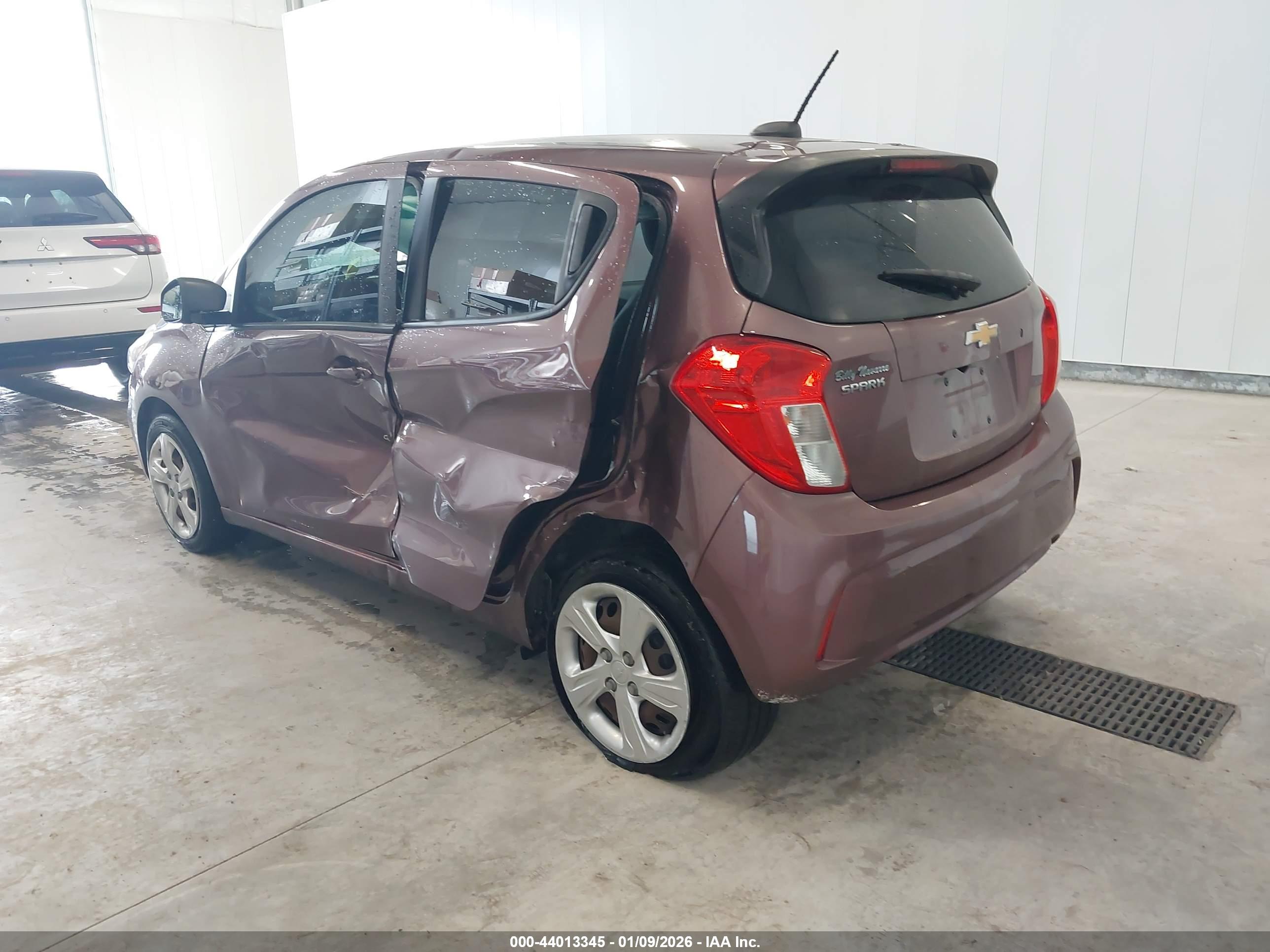 CHEVROLET SPARK image 3