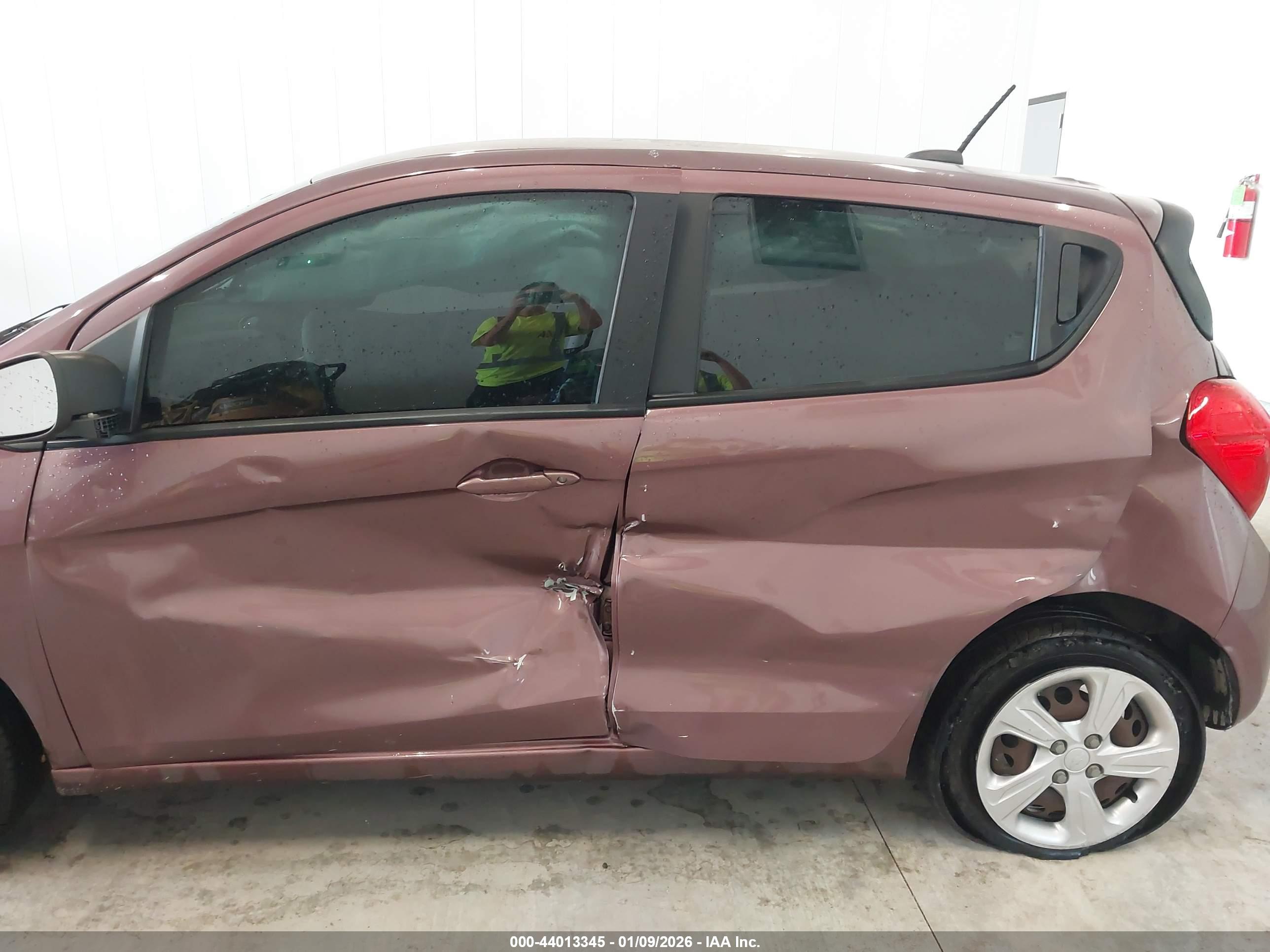 CHEVROLET SPARK image 6