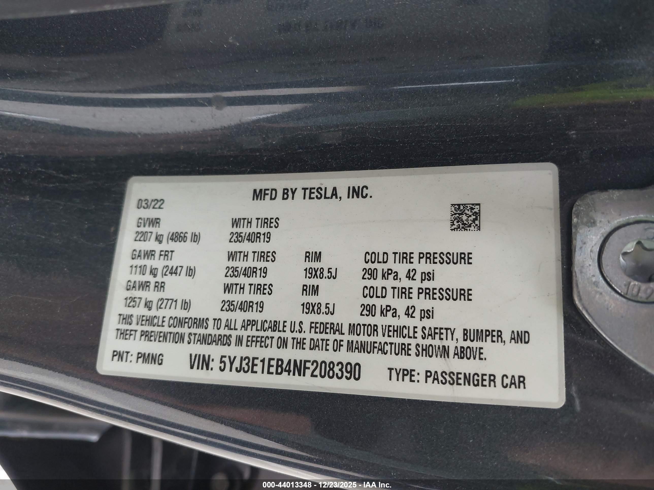 TESLA MODEL image 9