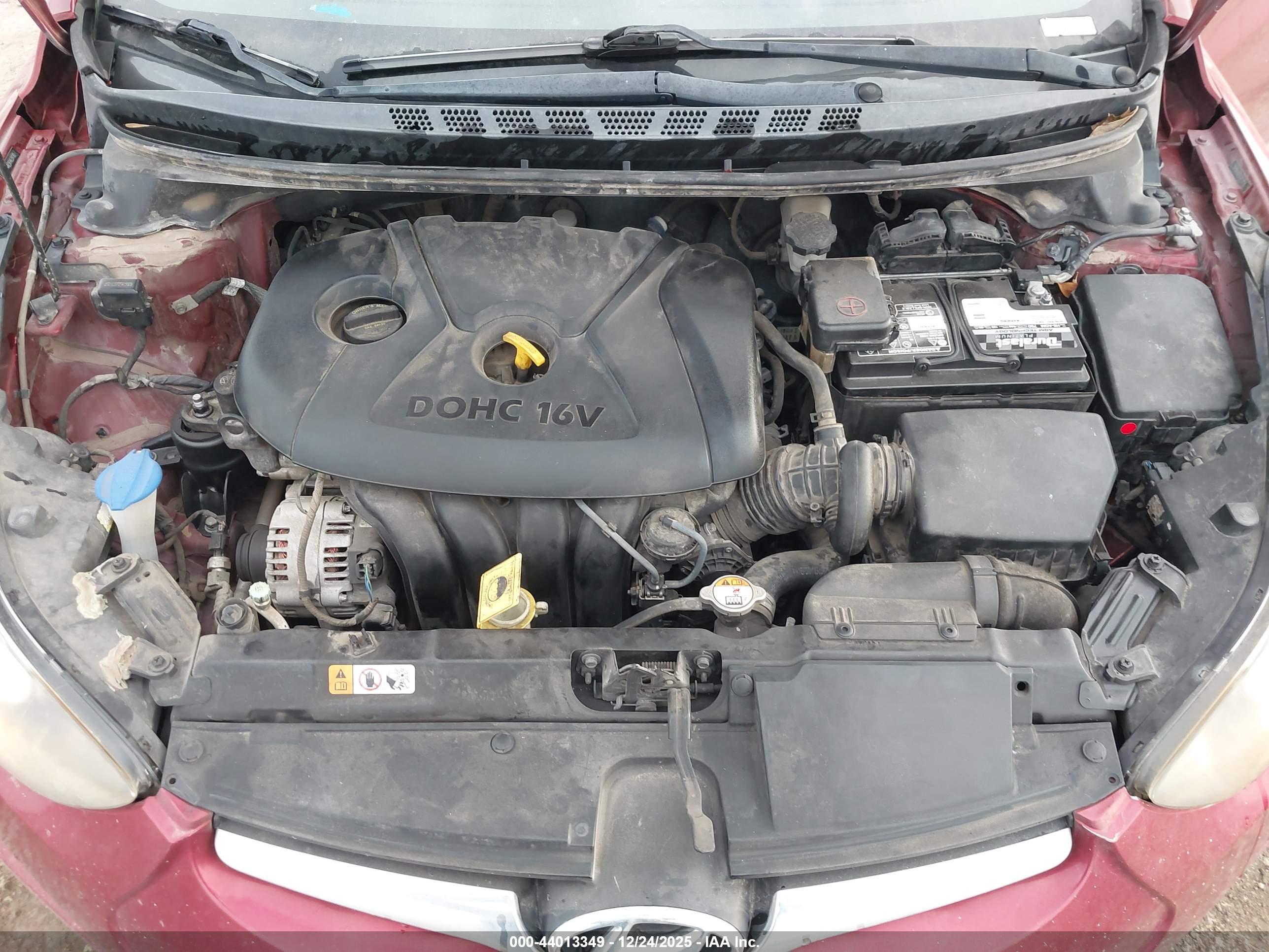 HYUNDAI ELANTRA image 10