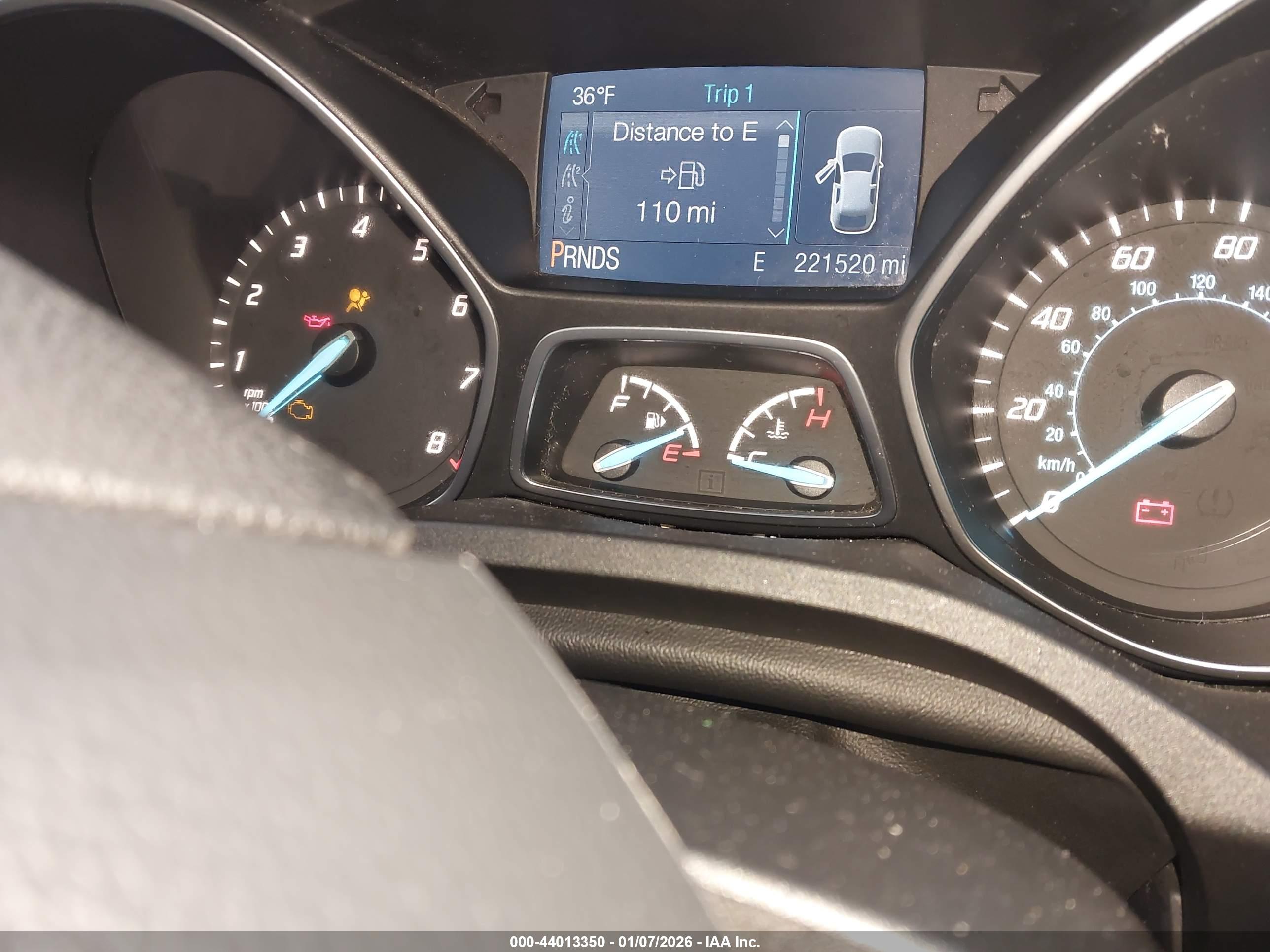FORD ESCAPE image 7