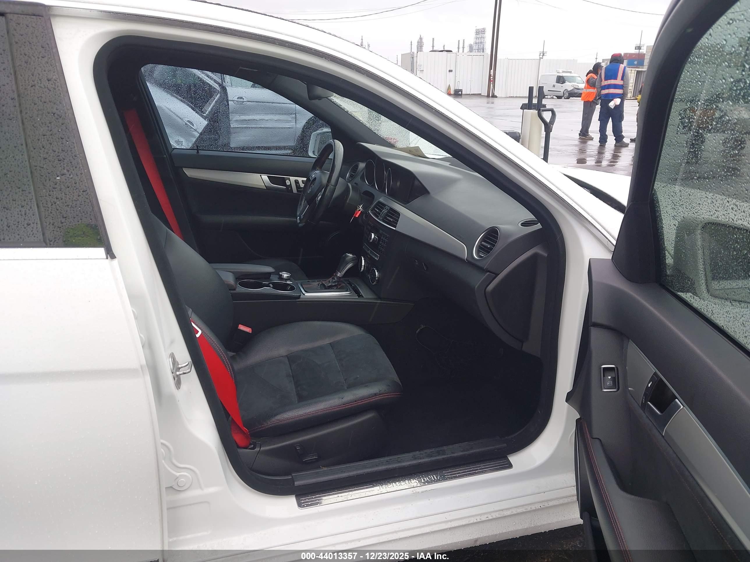 MERCEDES-BENZ C image 5