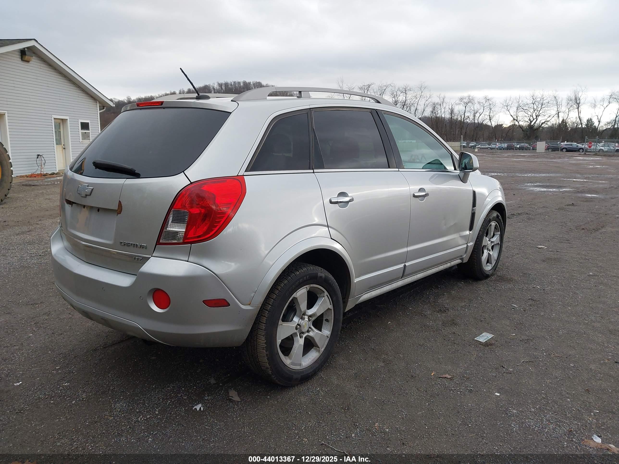CHEVROLET CAPTIVA image 4